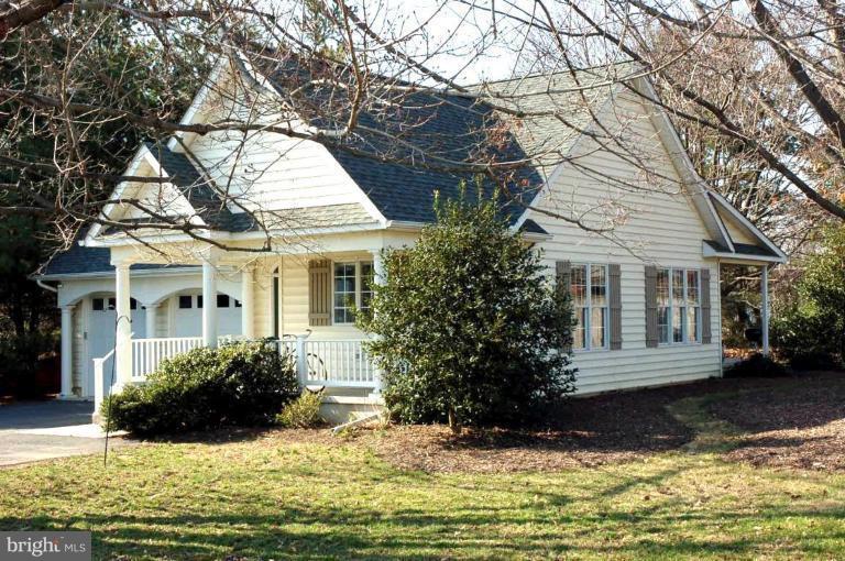 RADCLIFFE POND - Residential Lease