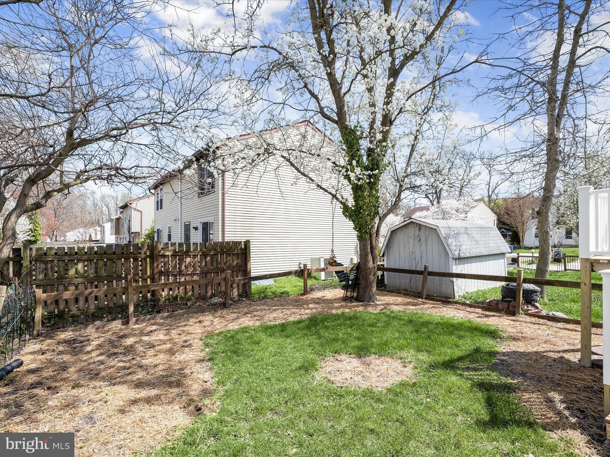 MAYFIELD MANOR - Residential