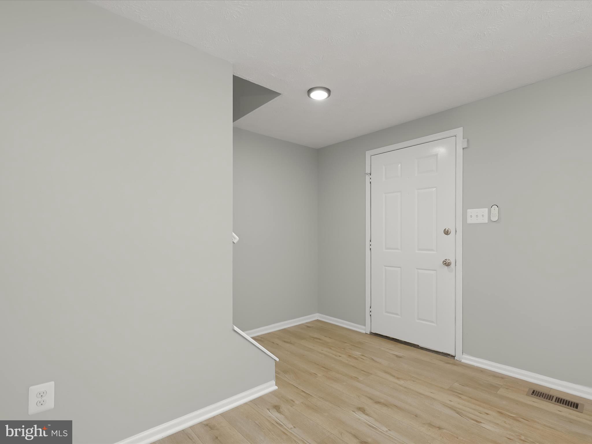 MAYFIELD MANOR - Residential