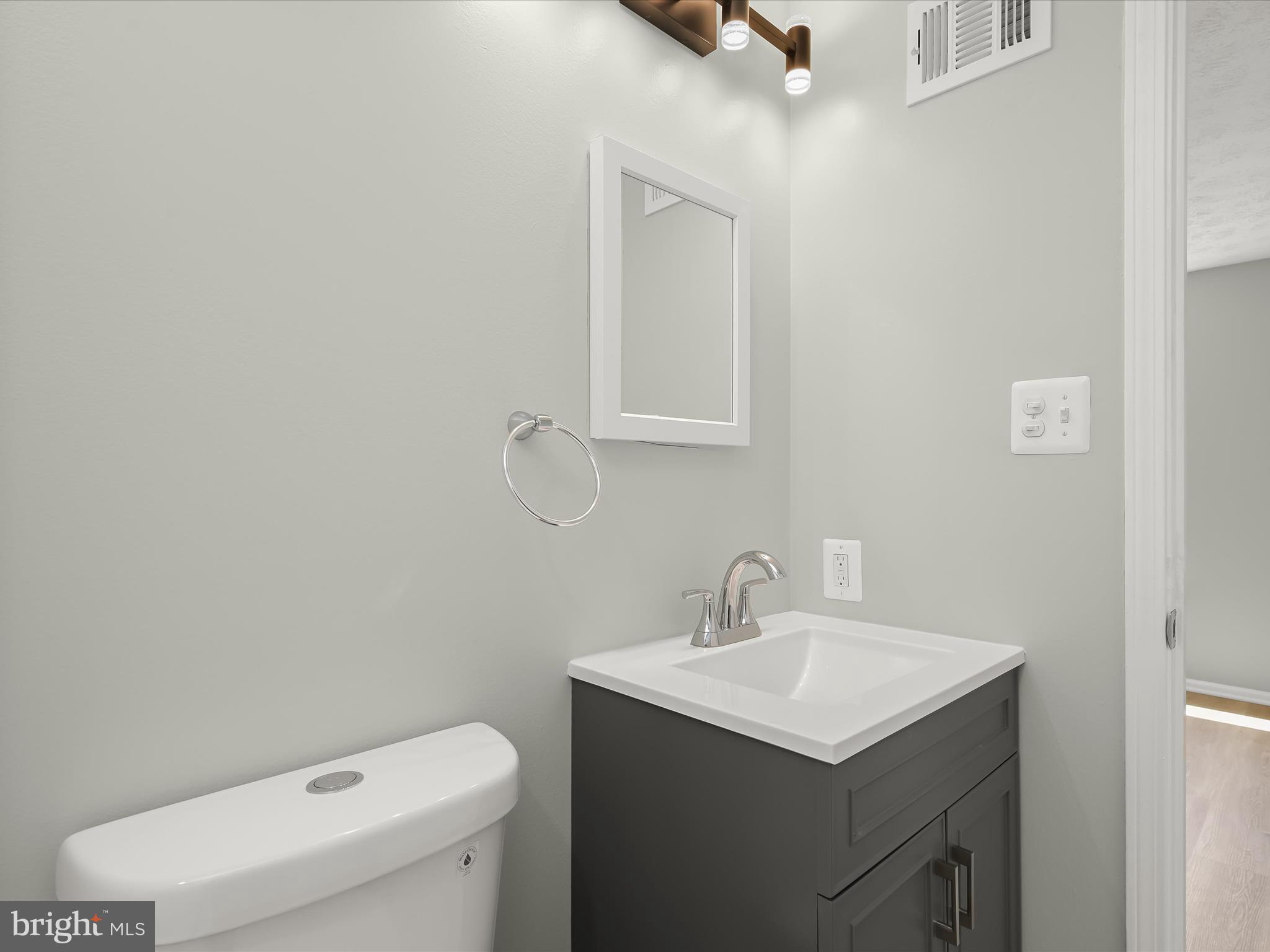 MAYFIELD MANOR - Residential