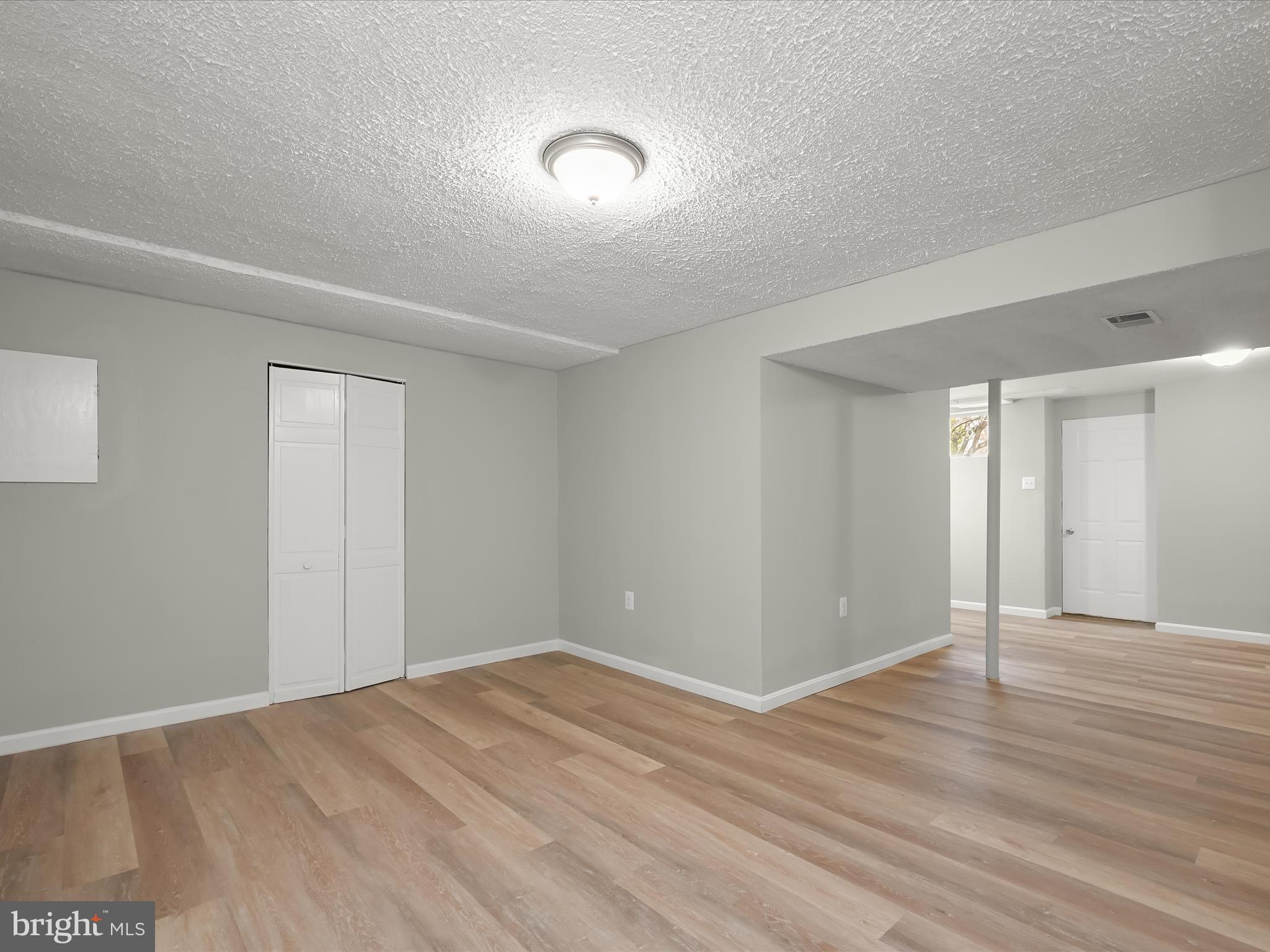 MAYFIELD MANOR - Residential