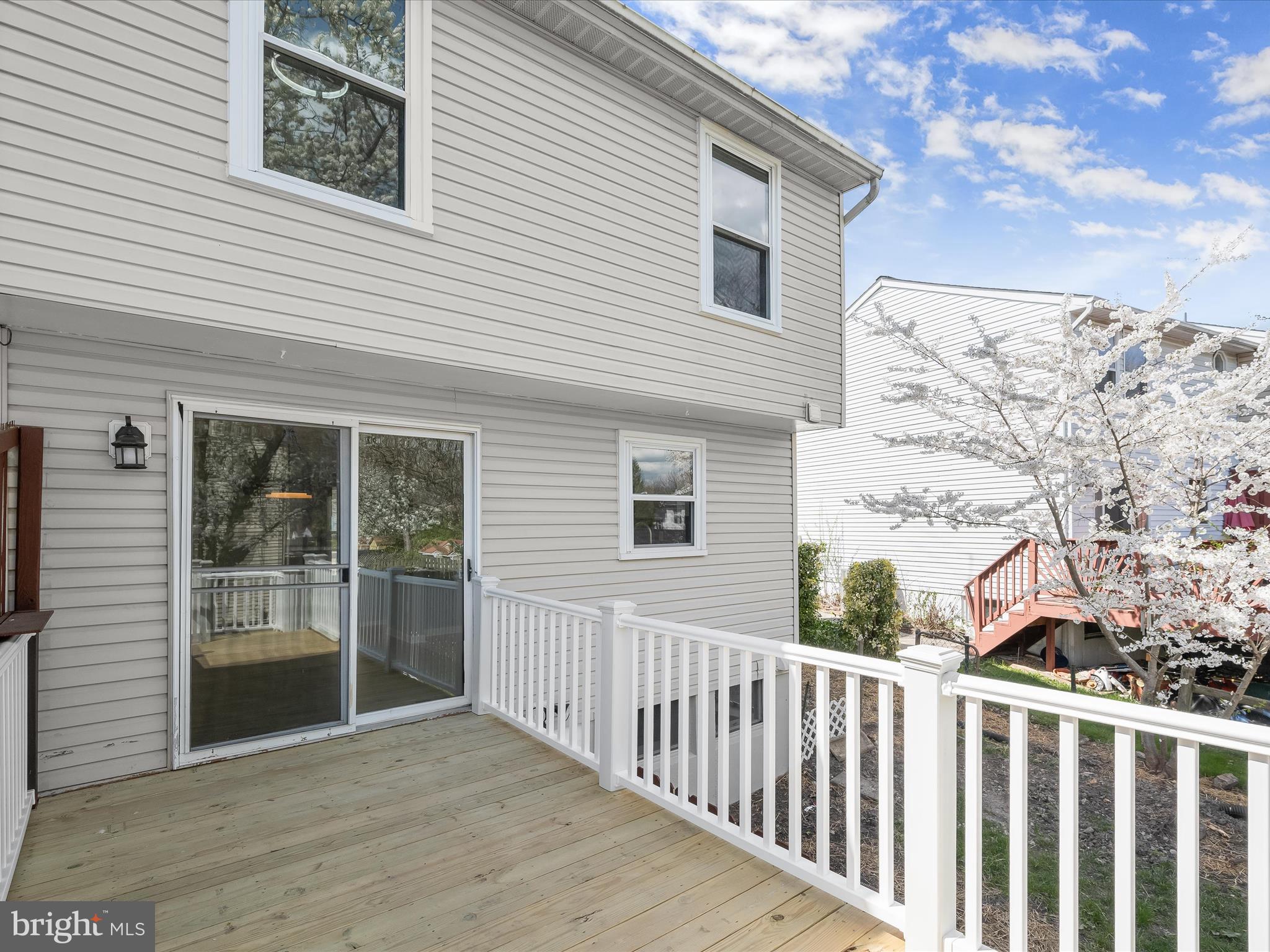 MAYFIELD MANOR - Residential