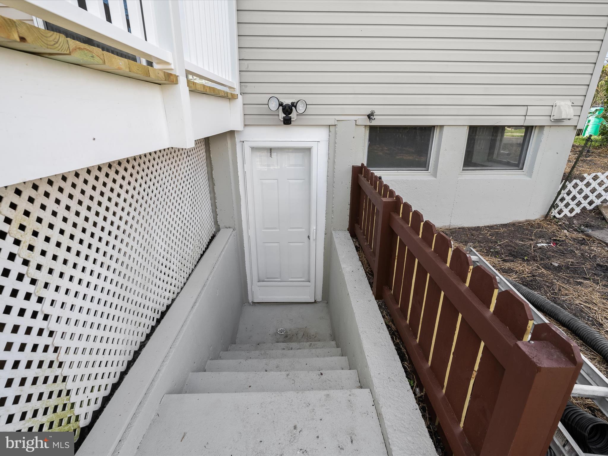 MAYFIELD MANOR - Residential