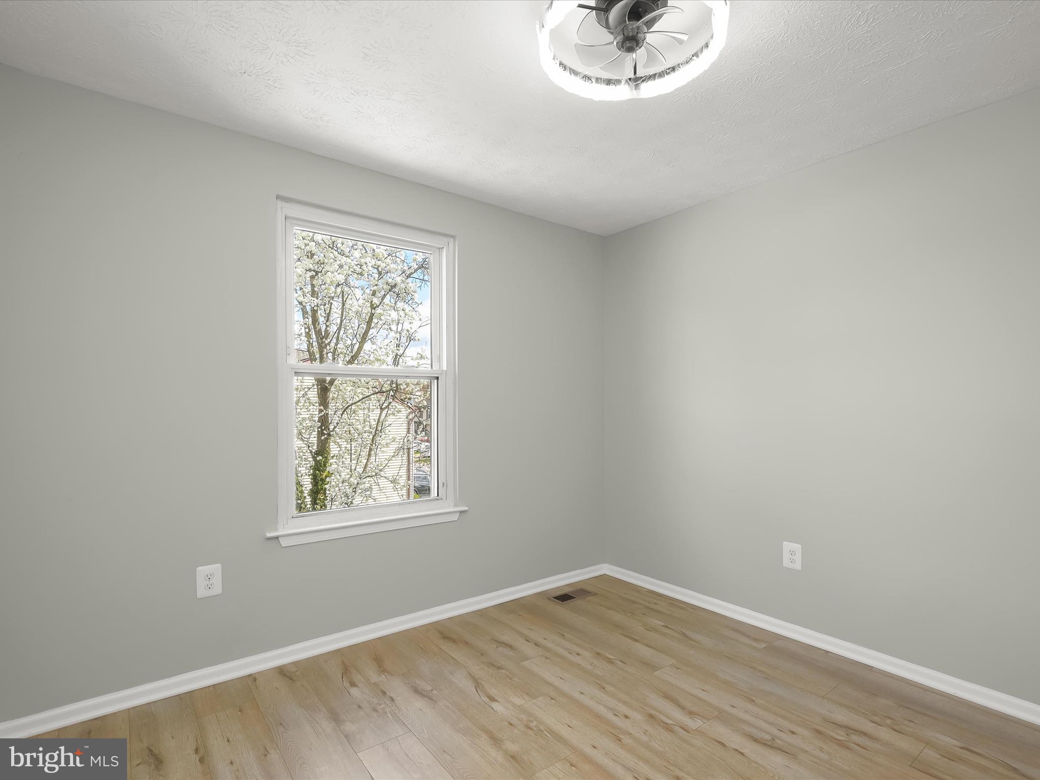 MAYFIELD MANOR - Residential