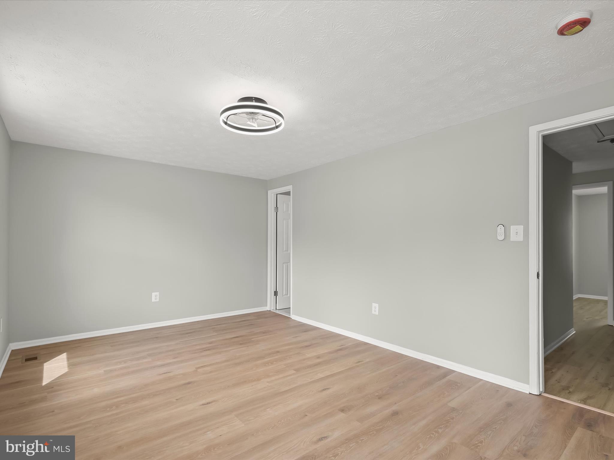 MAYFIELD MANOR - Residential