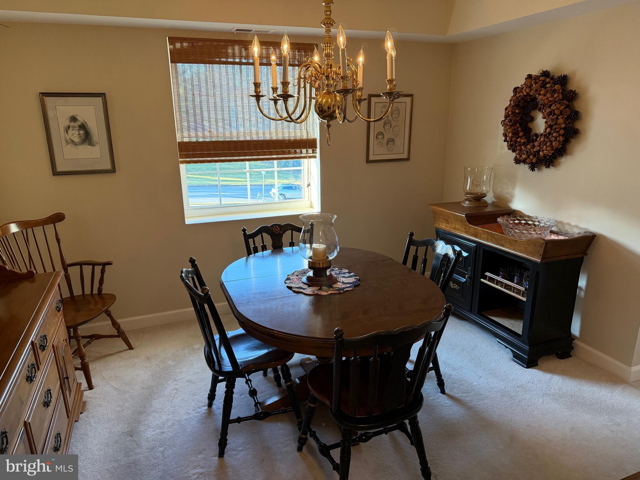 HOLLY HALL - Residential