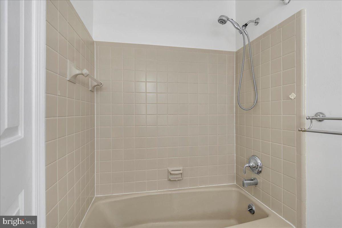 WELDIN FARMS - Residential