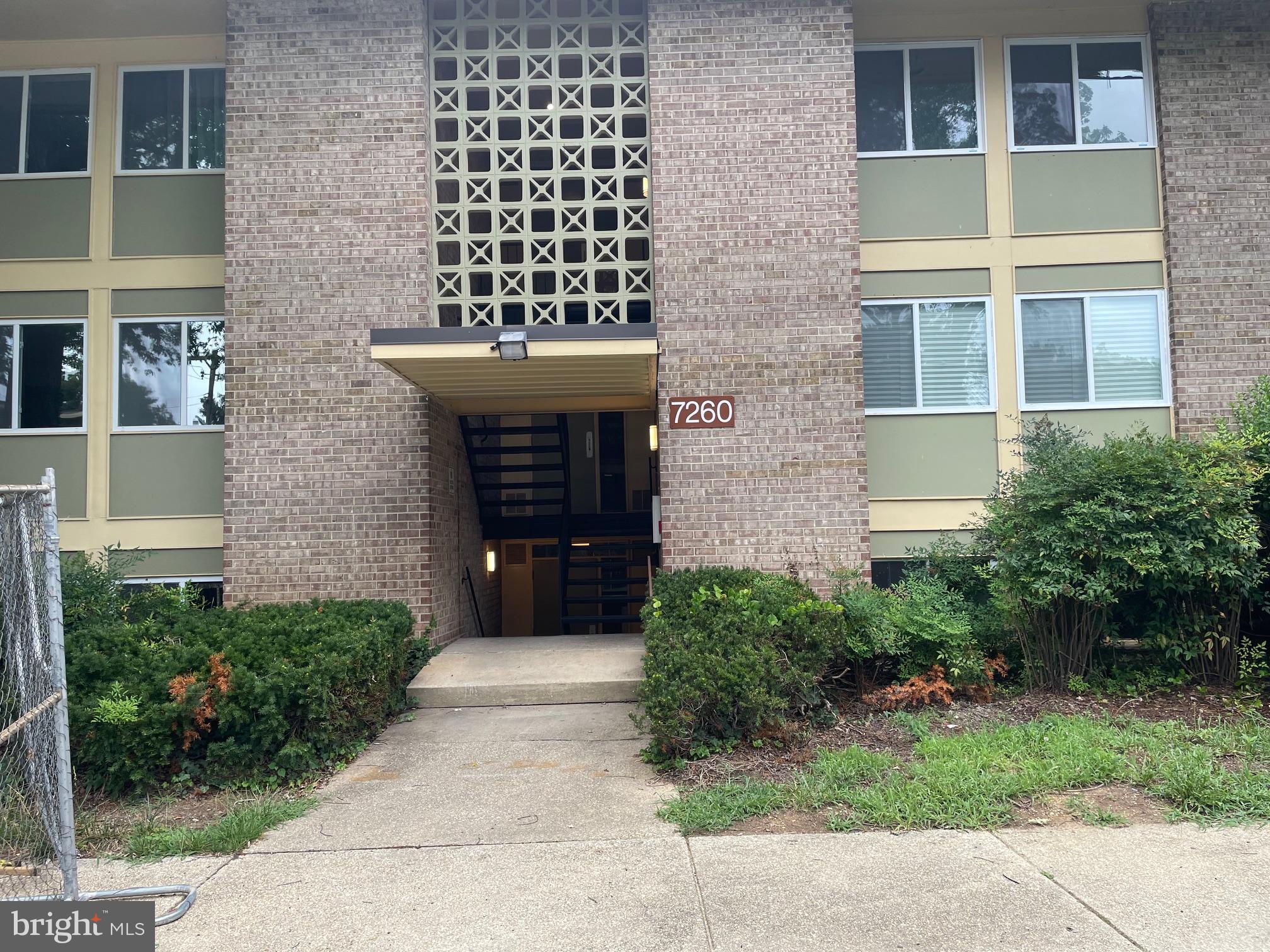 HOLLY HILL CONDOMINIUMS - Residential
