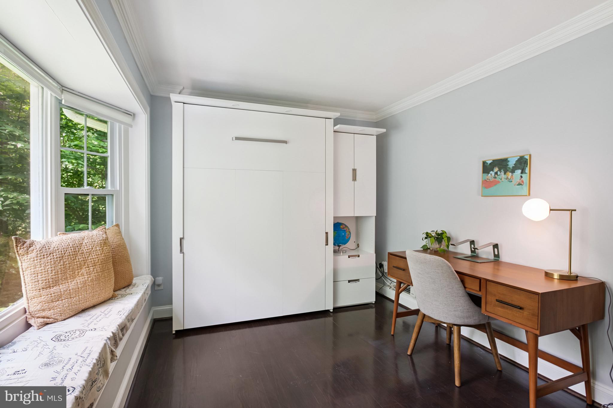 CHESTERBROOK WOODS - Residential