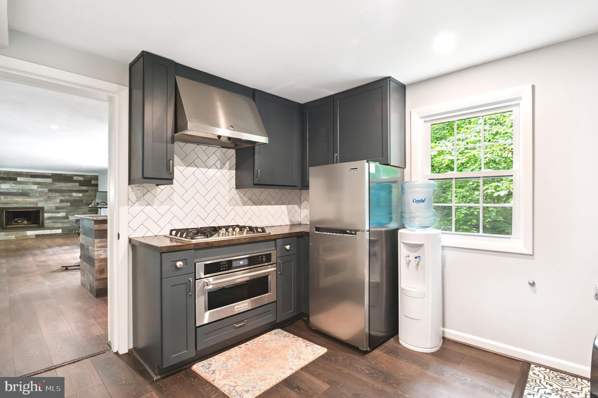 CHESTERBROOK WOODS - Residential