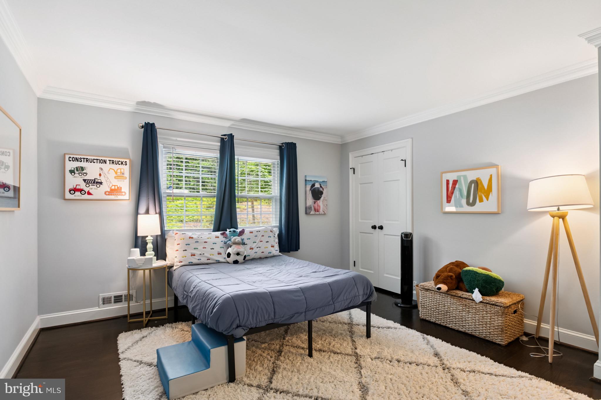 CHESTERBROOK WOODS - Residential