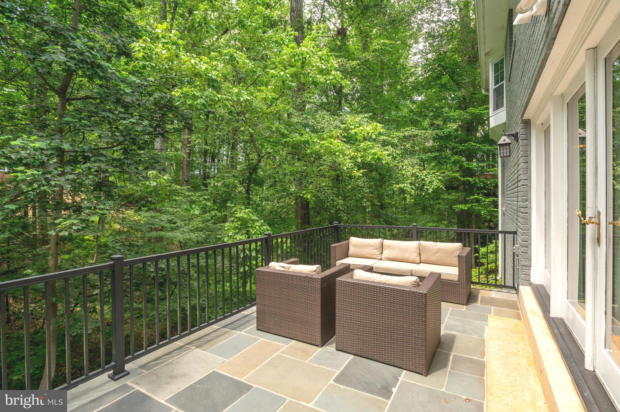 CHESTERBROOK WOODS - Residential