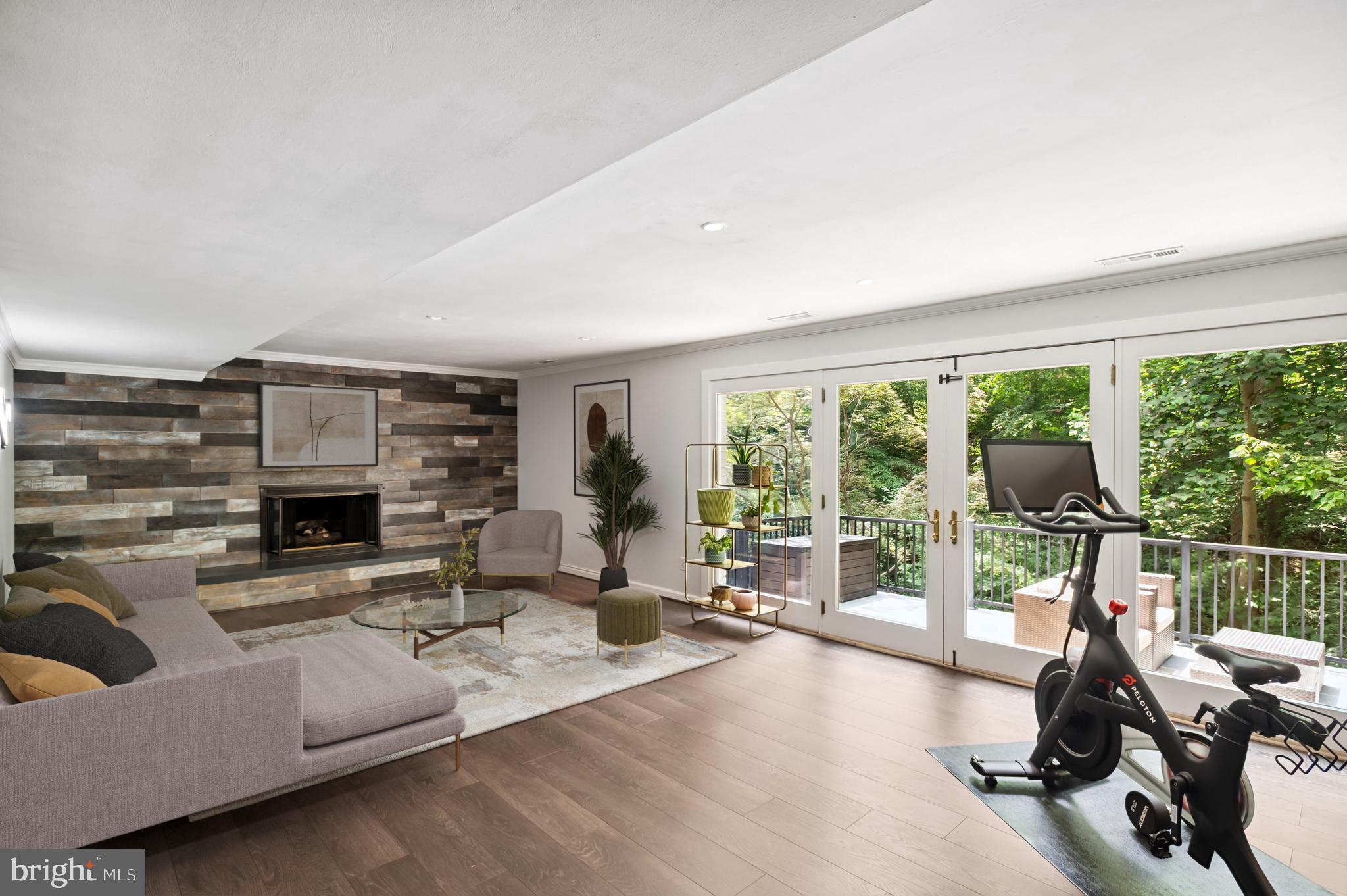 CHESTERBROOK WOODS - Residential