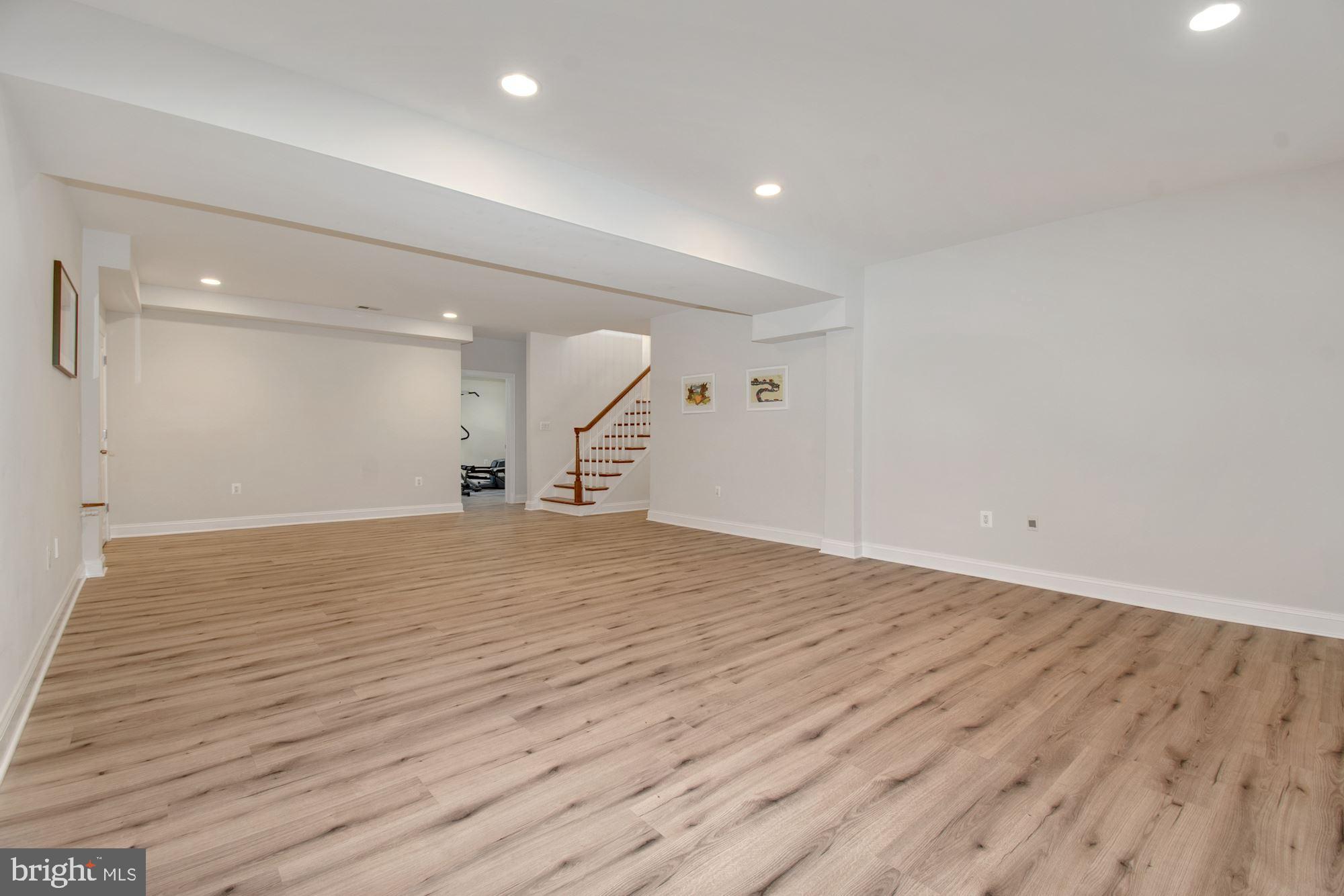 CABIN JOHN PARK - Residential