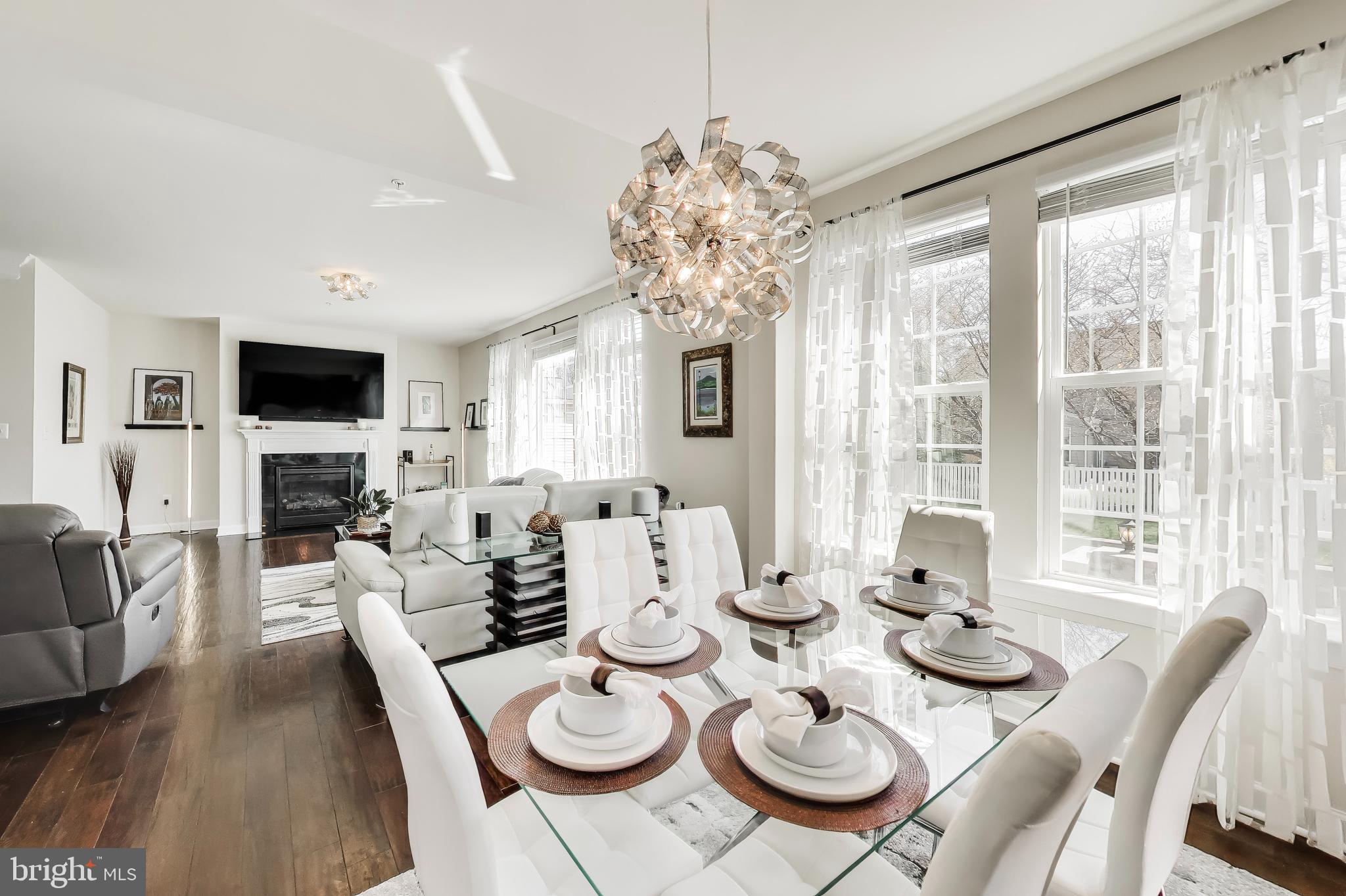 CLOVER RIDGE - Residential