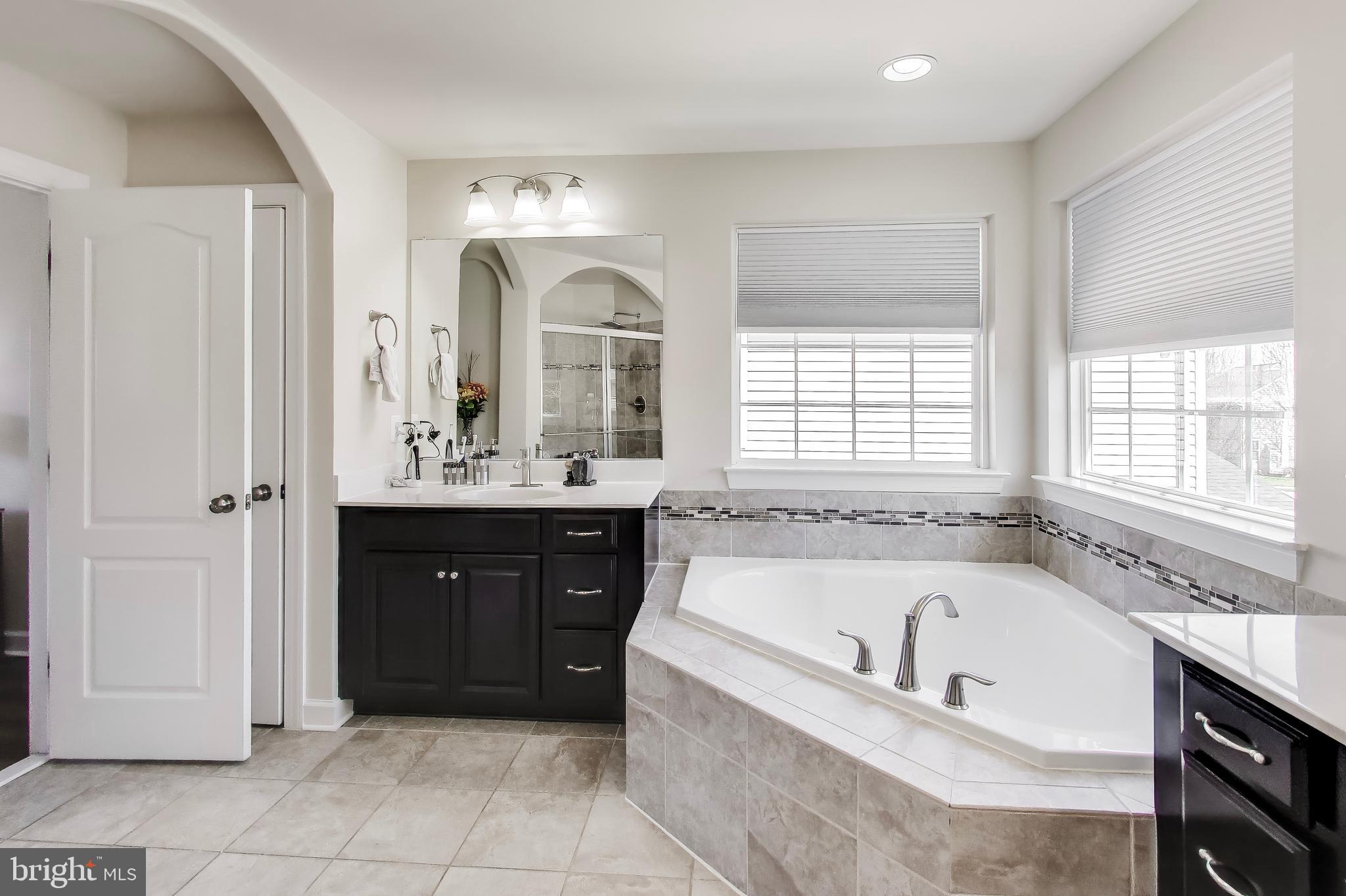 CLOVER RIDGE - Residential