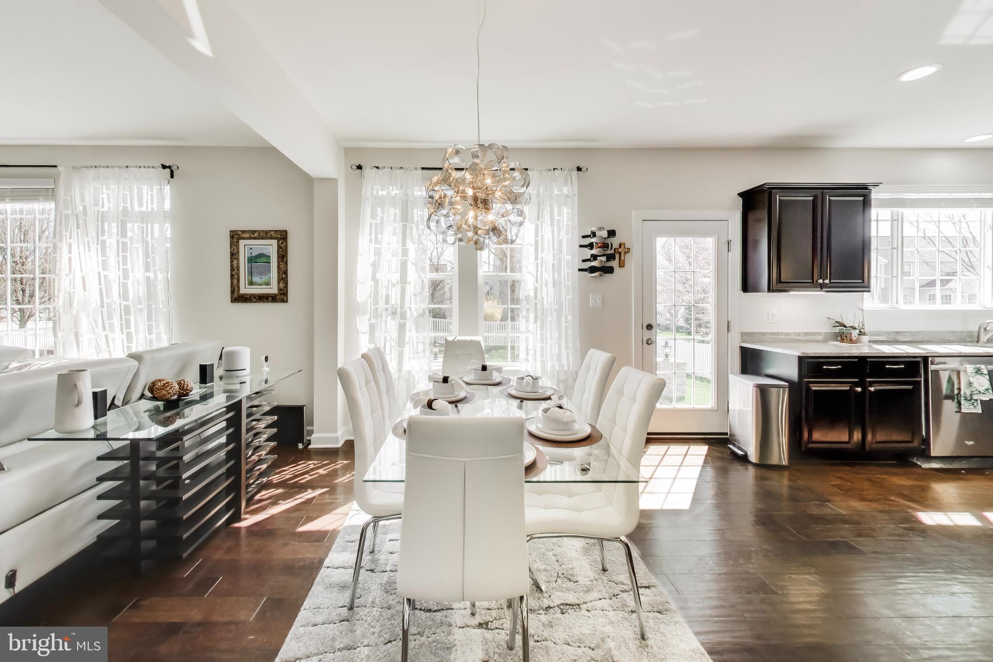 CLOVER RIDGE - Residential