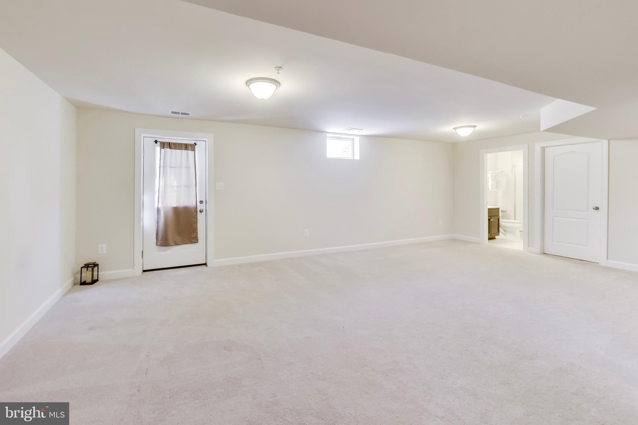 CLOVER RIDGE - Residential