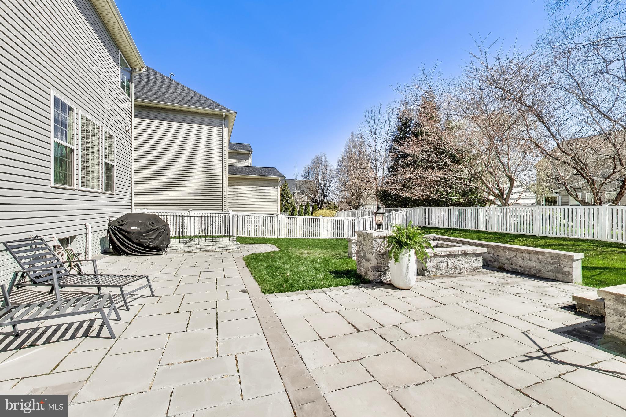 CLOVER RIDGE - Residential