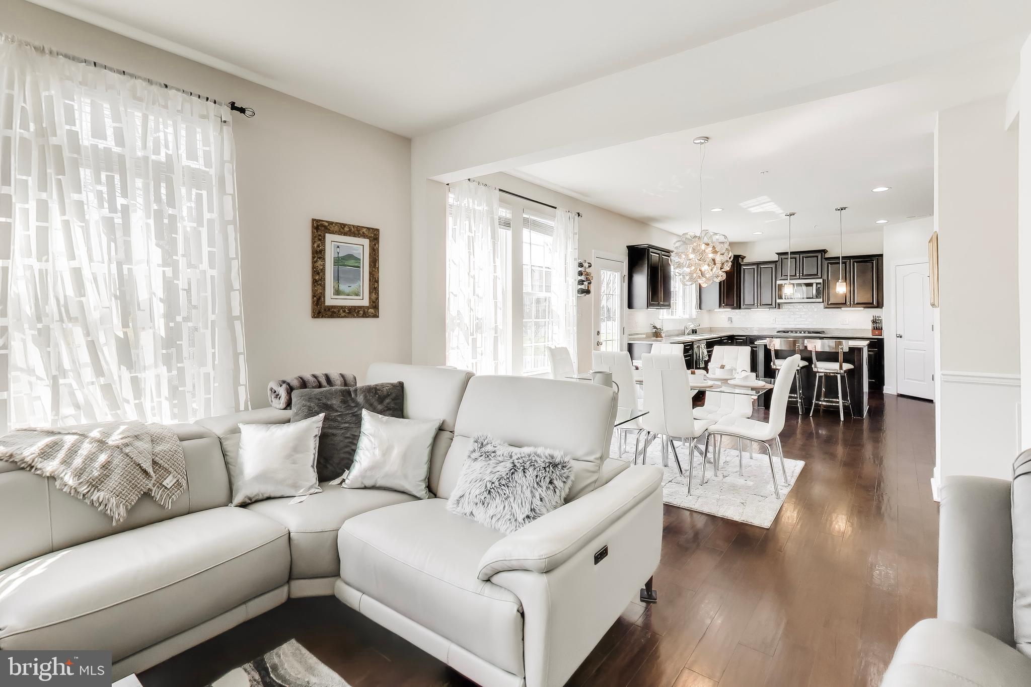 CLOVER RIDGE - Residential