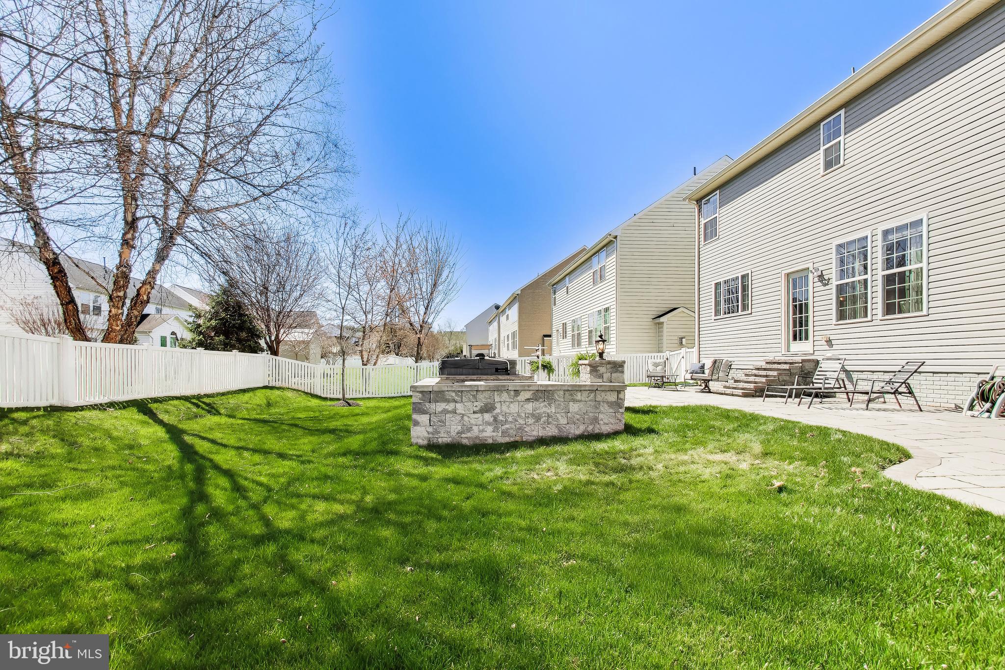 CLOVER RIDGE - Residential