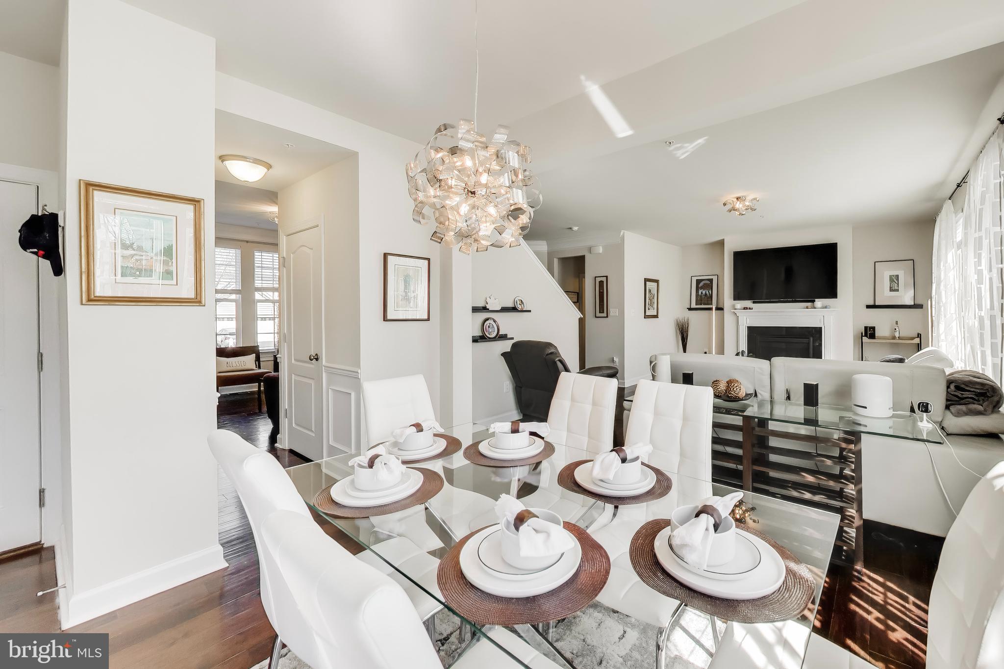 CLOVER RIDGE - Residential