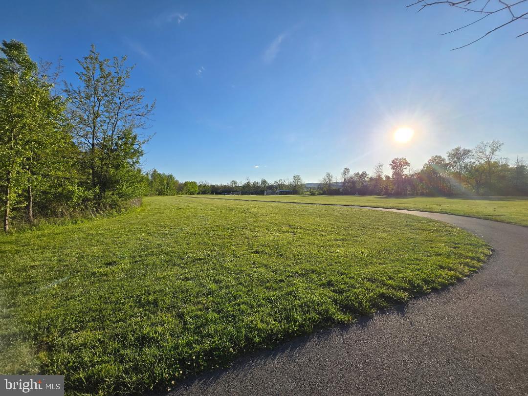 CLOVER RIDGE - Residential