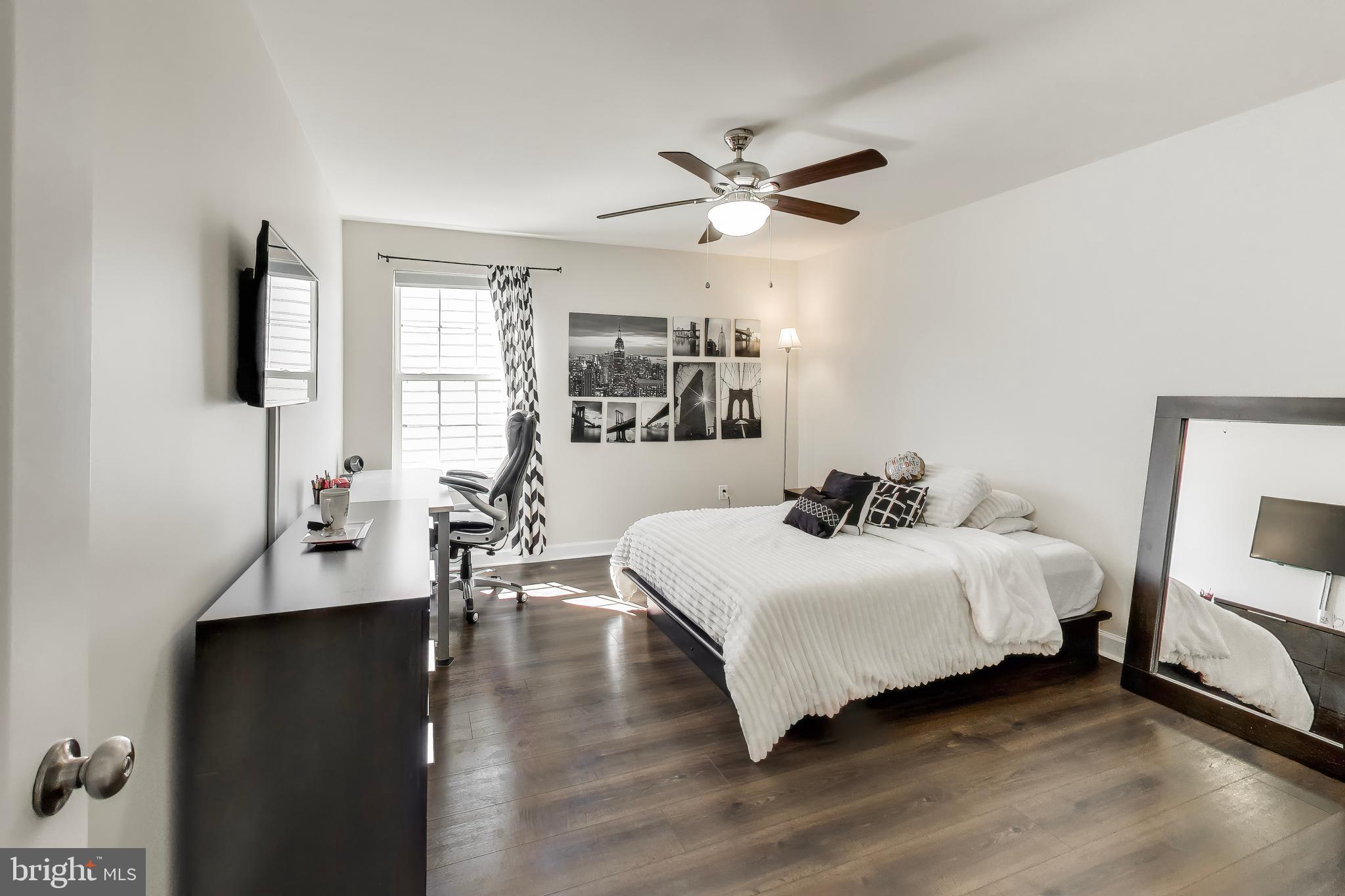 CLOVER RIDGE - Residential