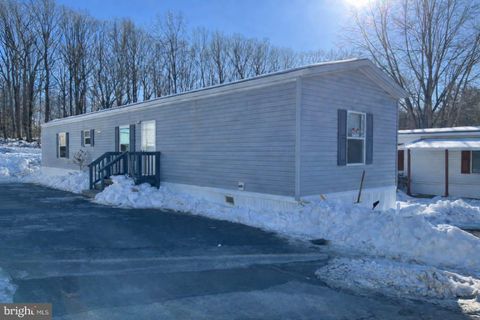 Mobile Home For Sale - 7800 Tayloe Drive Dr #72<br/> MANASSAS, VA 20112