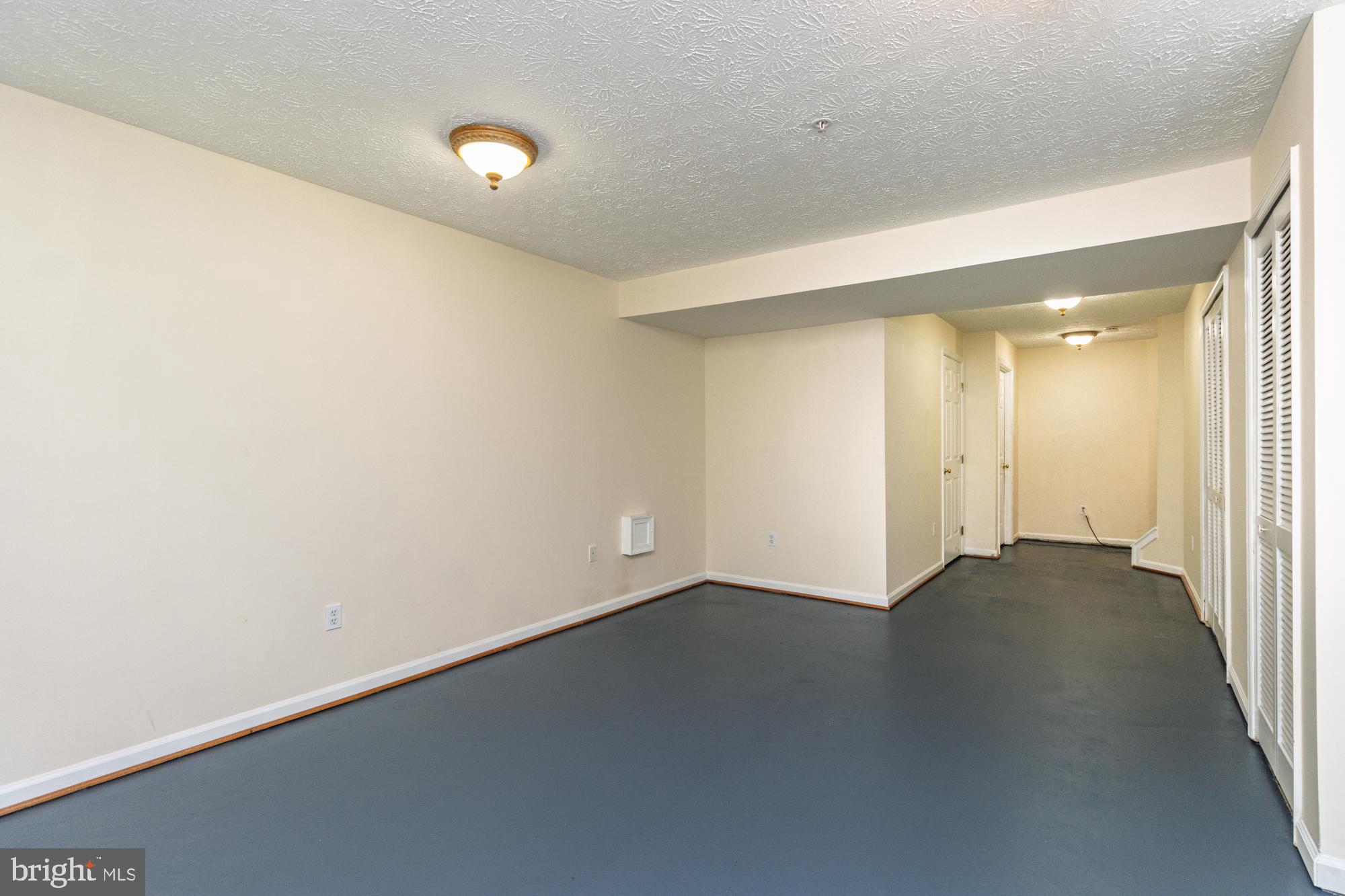 VILLAGE OF PAINTERS MILL - Residential