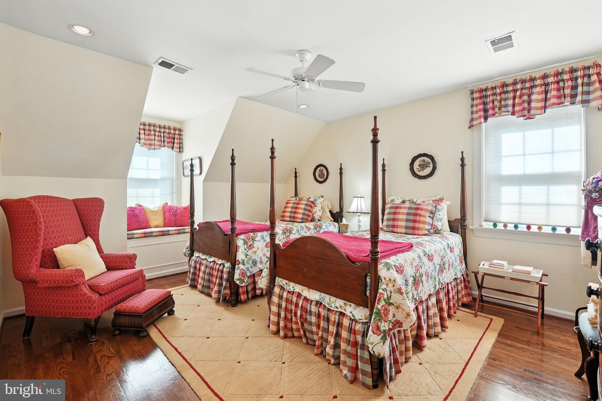 COUNTRYSIDE - Residential