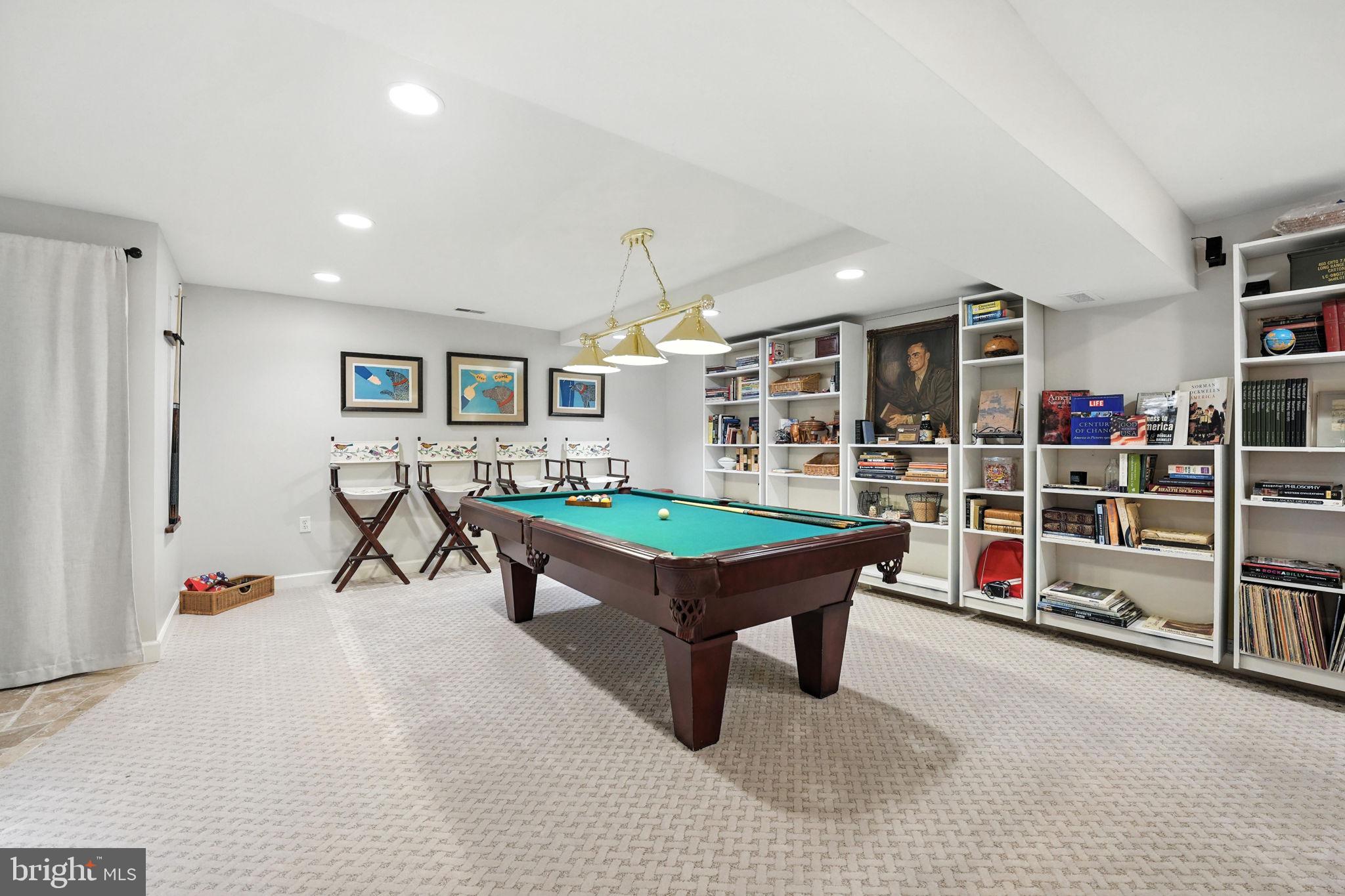 COUNTRYSIDE - Residential