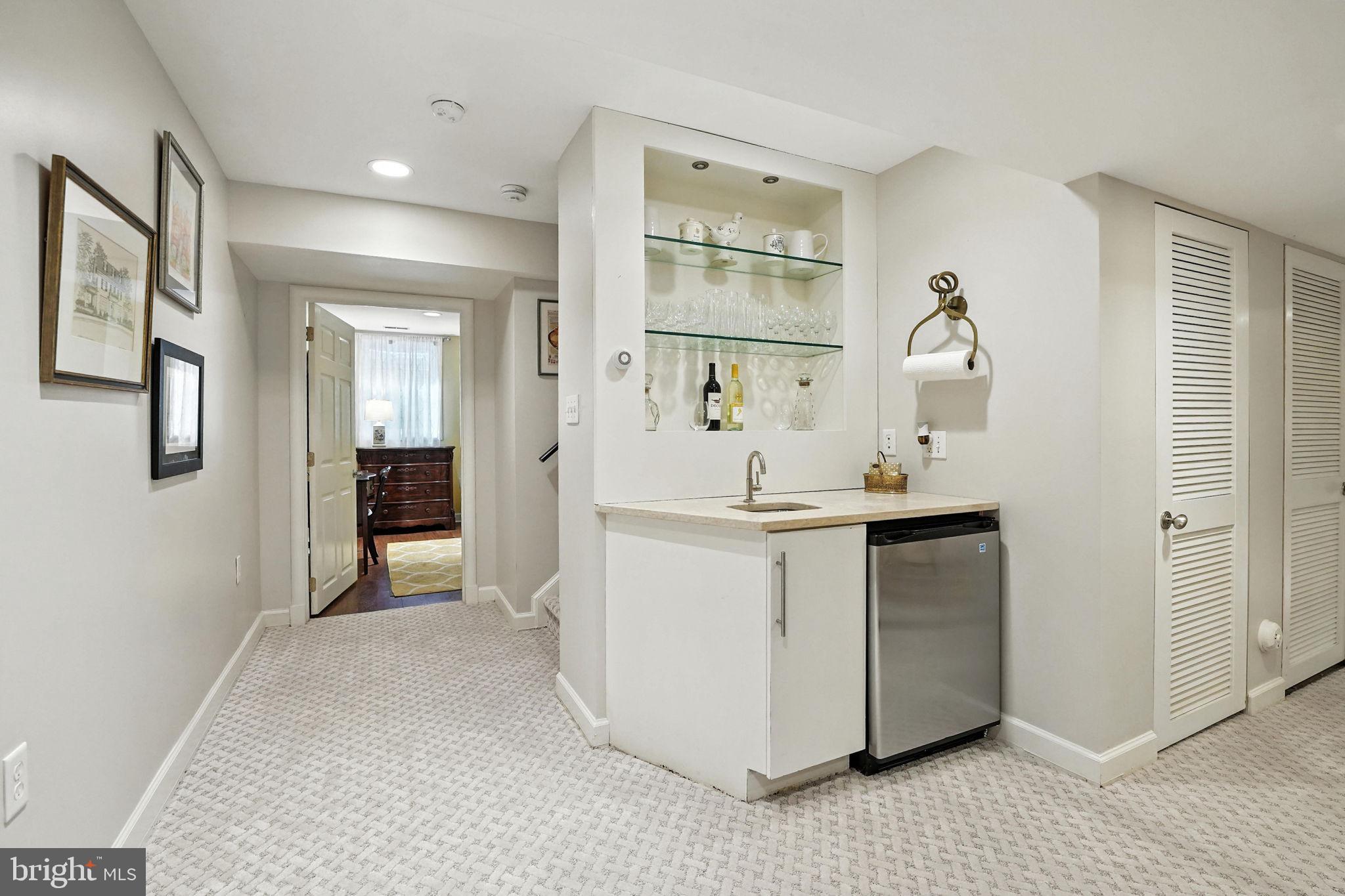 COUNTRYSIDE - Residential