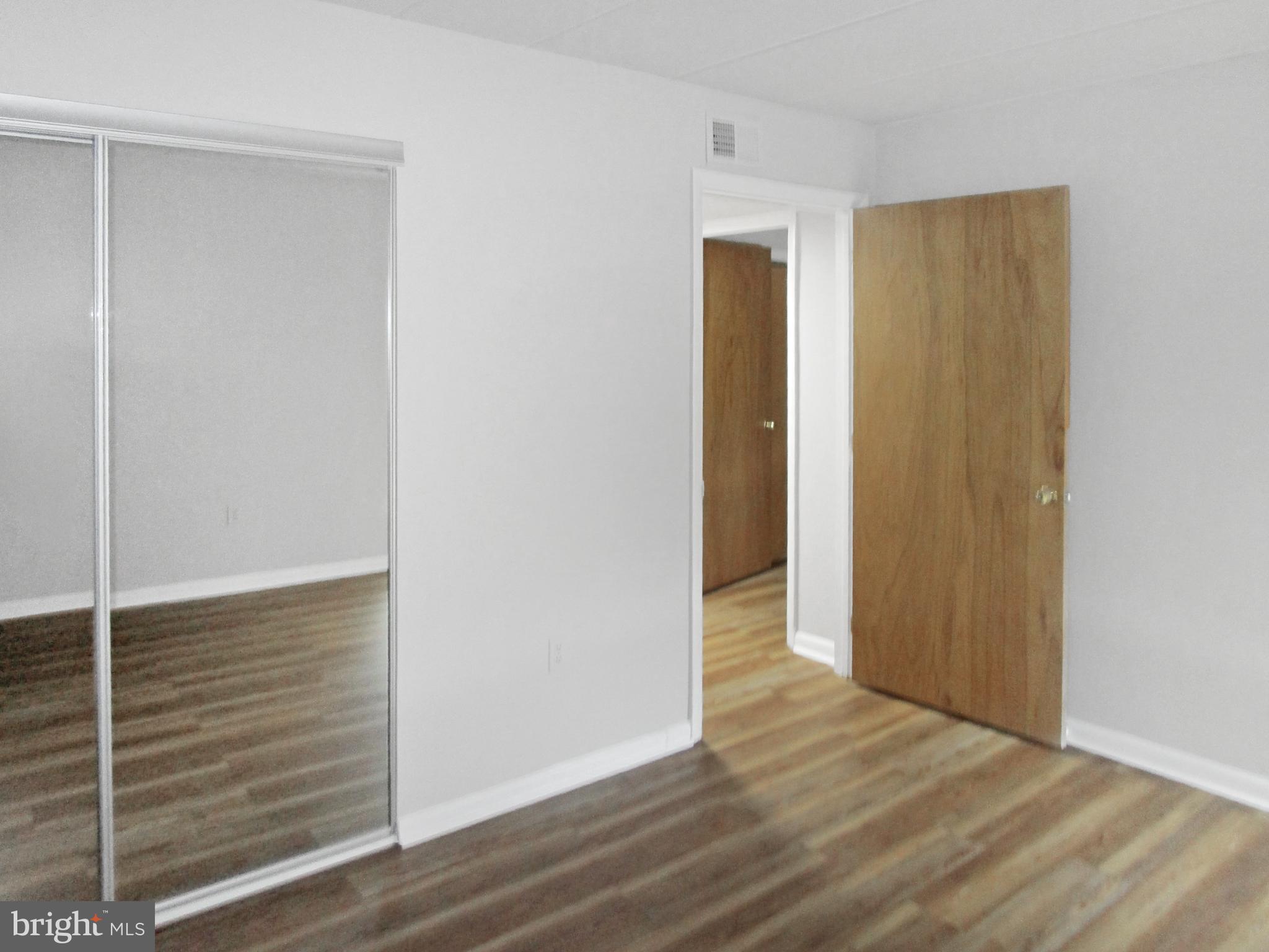 CARRIAGE HOUSE CONDO - Residential Lease