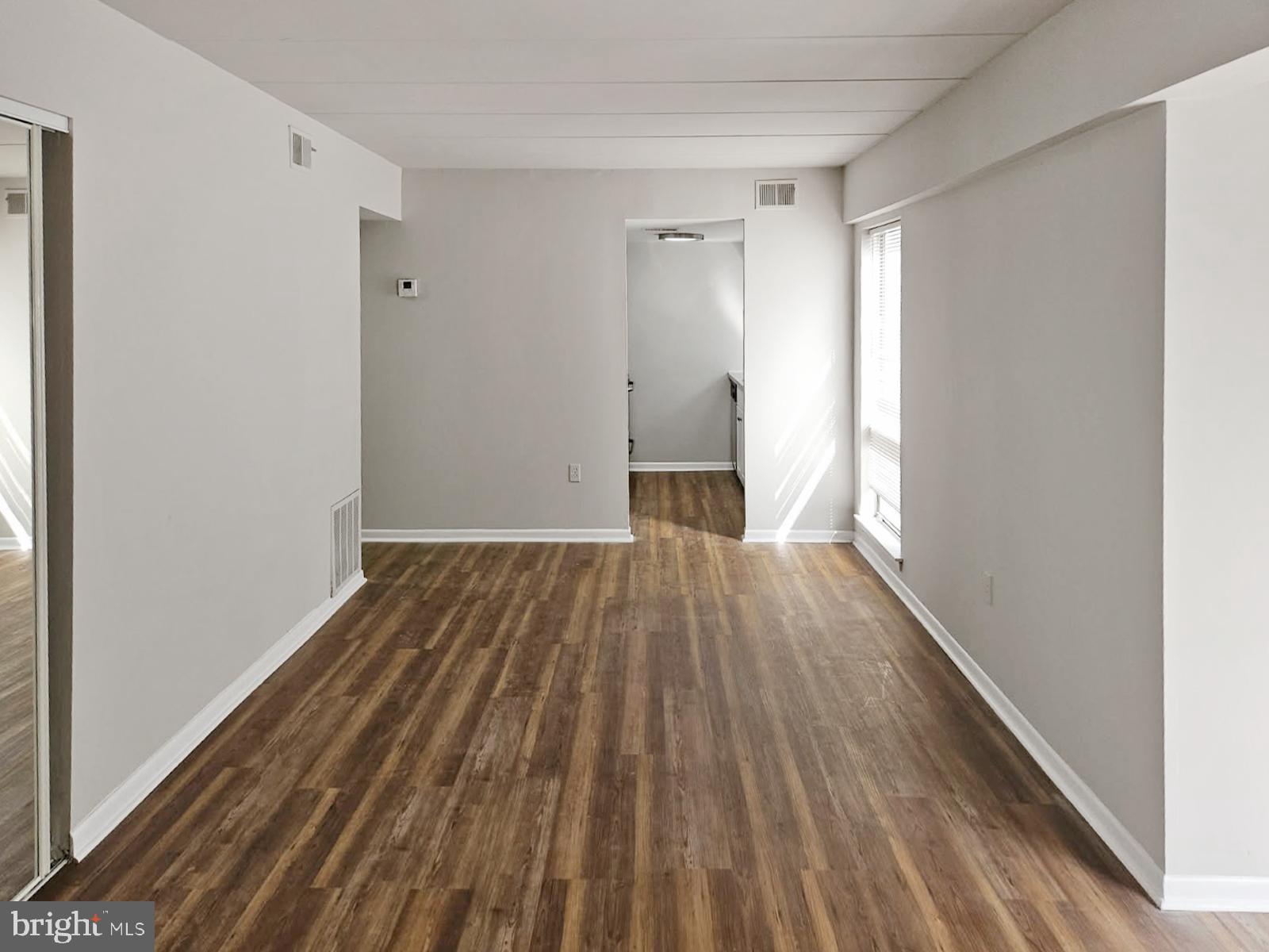 CARRIAGE HOUSE CONDO - Residential Lease