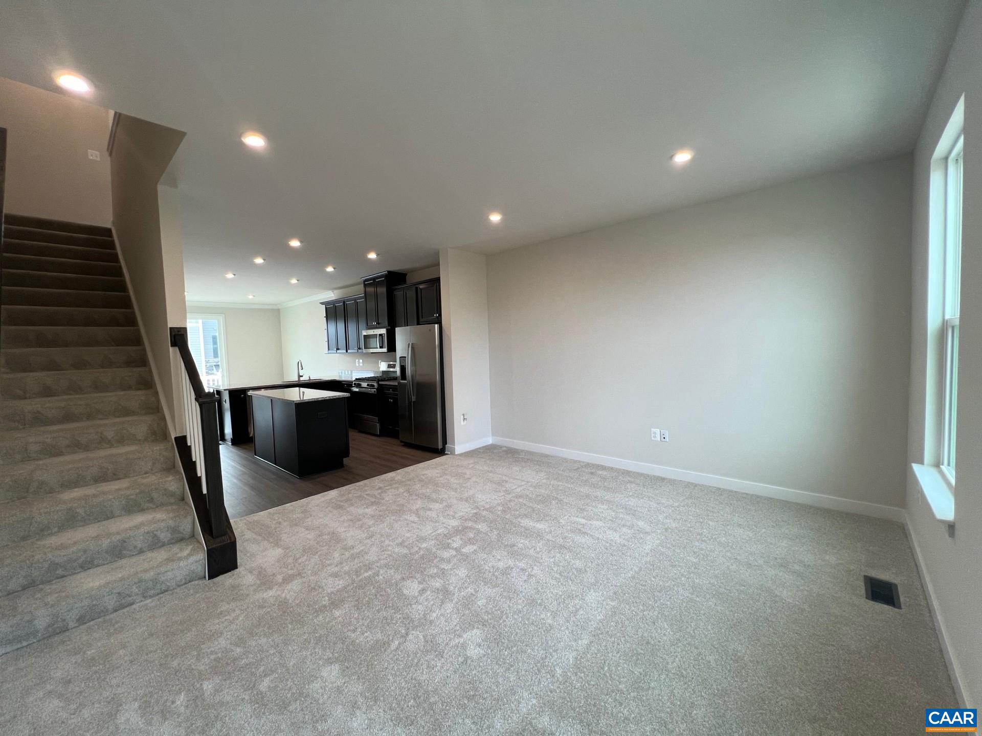 HOLLYMEAD TOWN CENTER - Residential