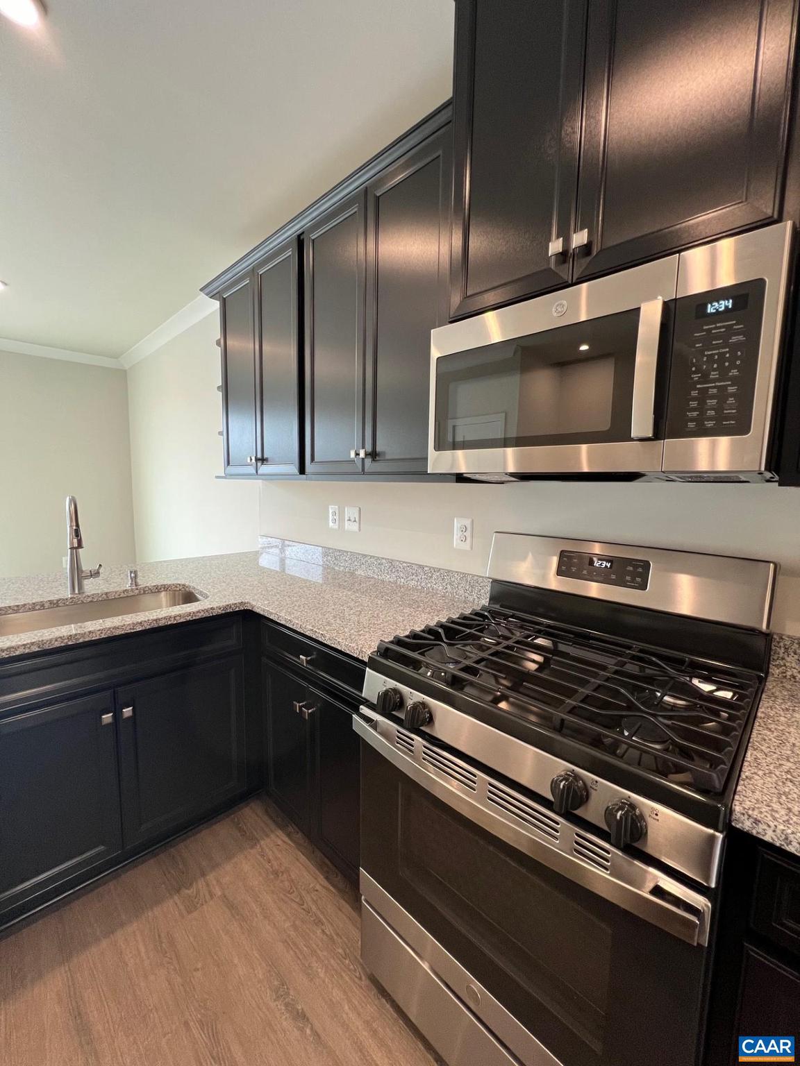 HOLLYMEAD TOWN CENTER - Residential