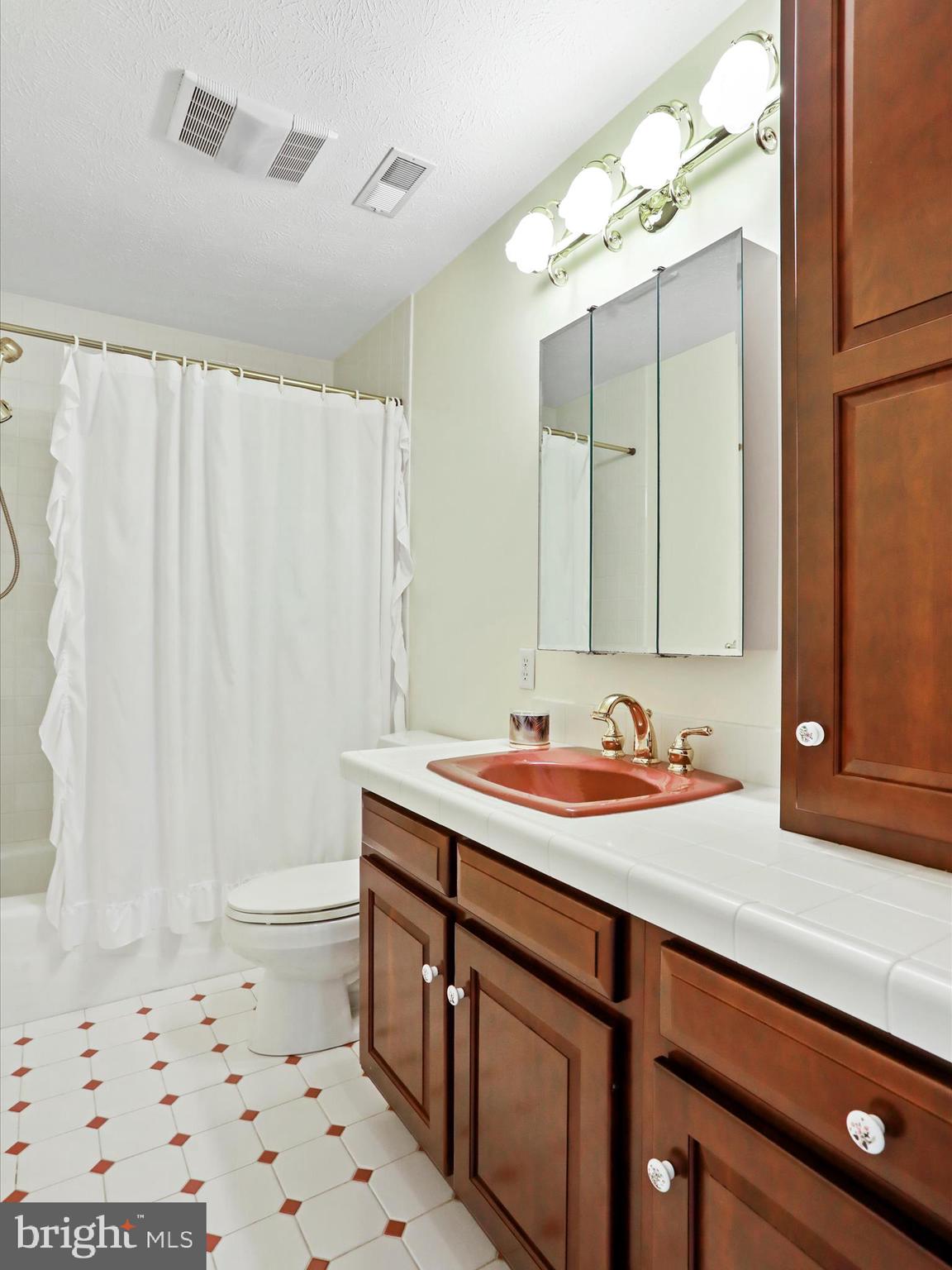 TUSCARORA SPRINGS - Residential