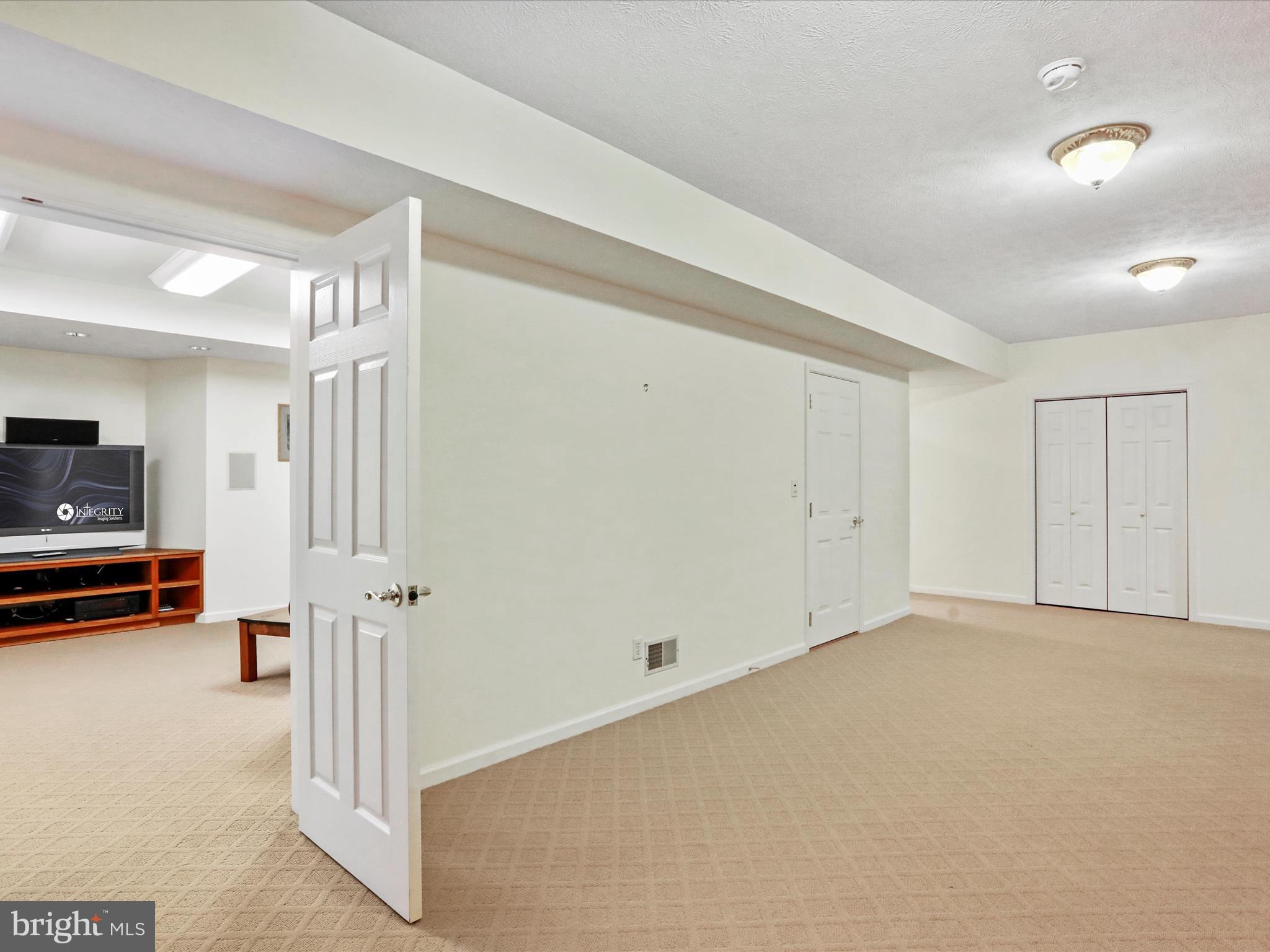 TUSCARORA SPRINGS - Residential