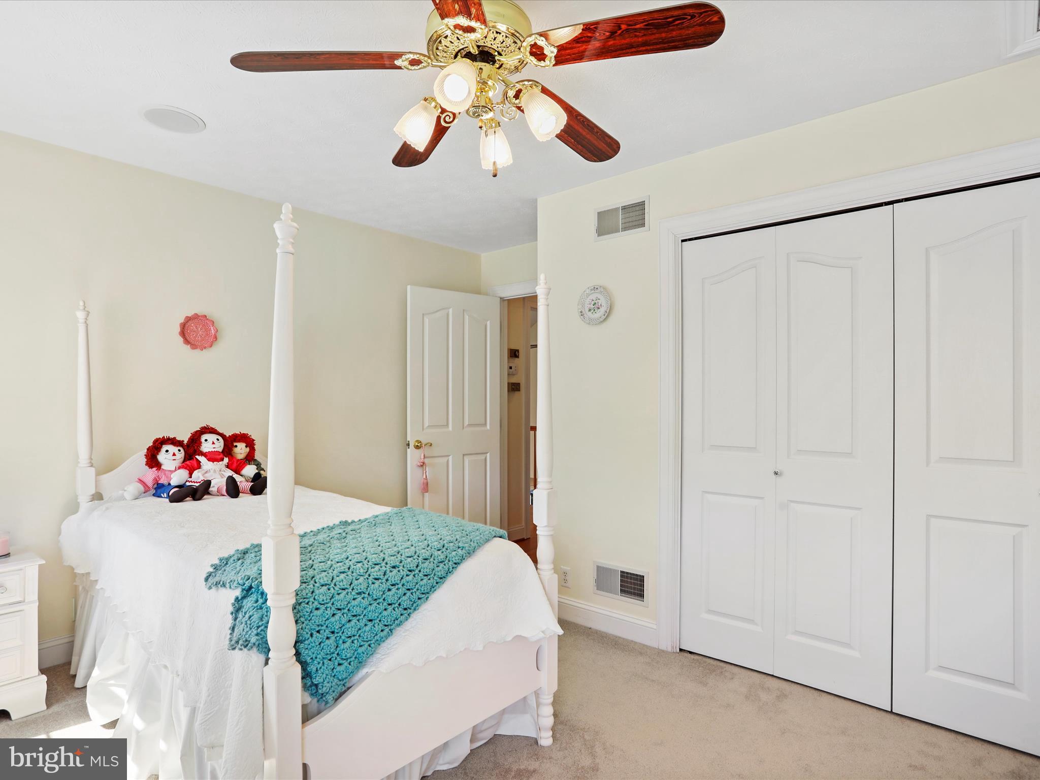 TUSCARORA SPRINGS - Residential