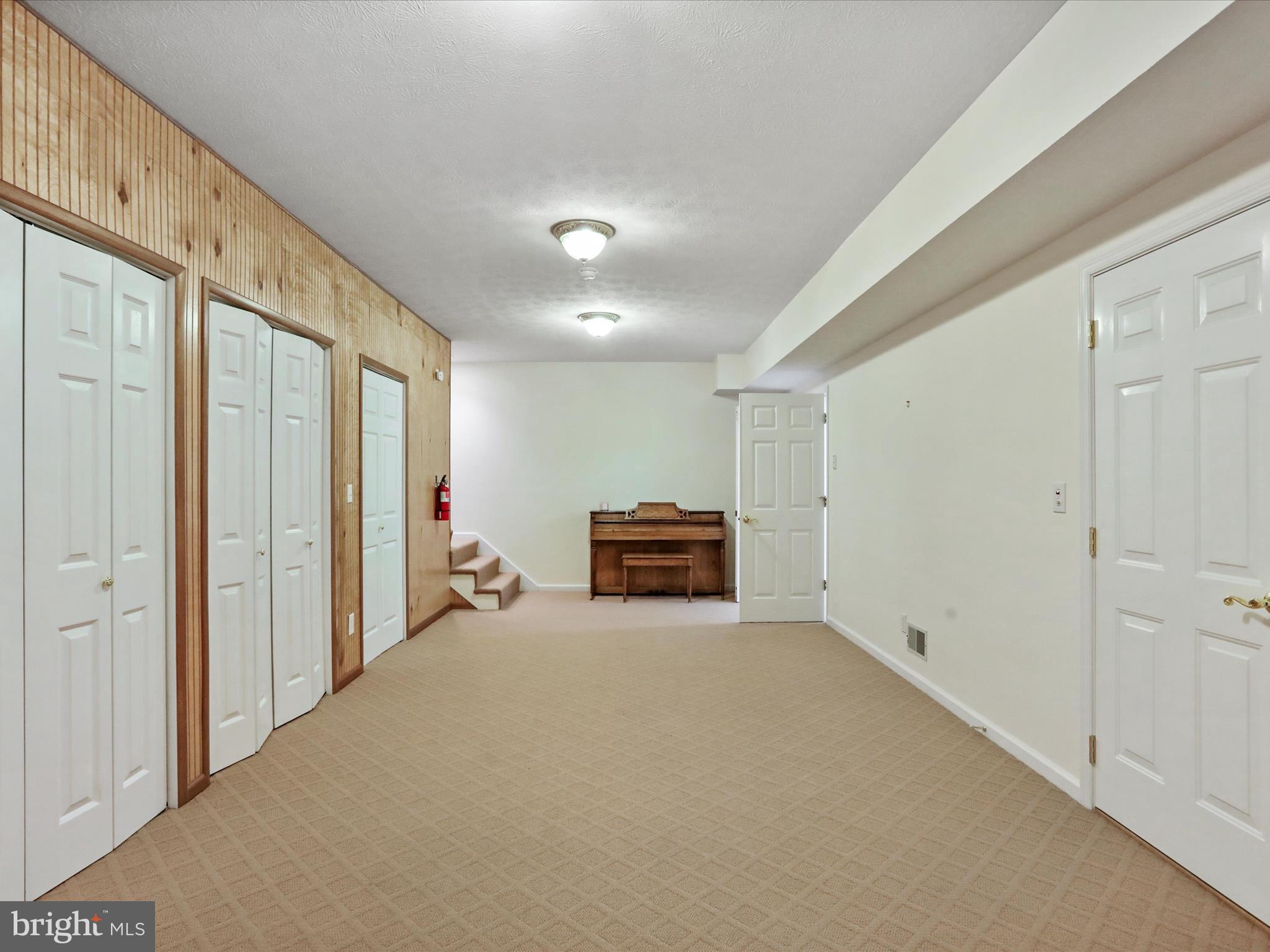 TUSCARORA SPRINGS - Residential