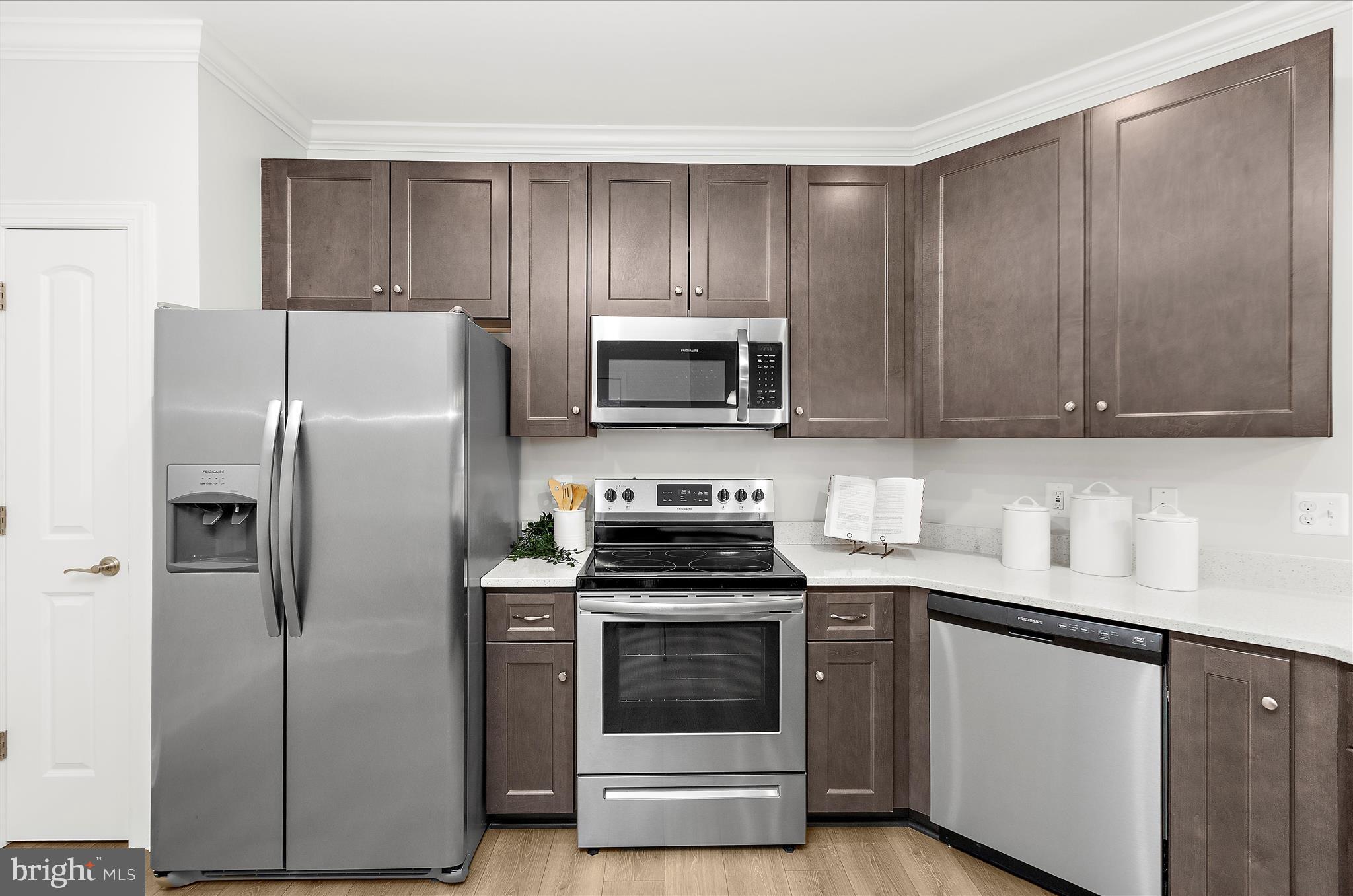 OVERLOOK AT GATEWAY - Residential