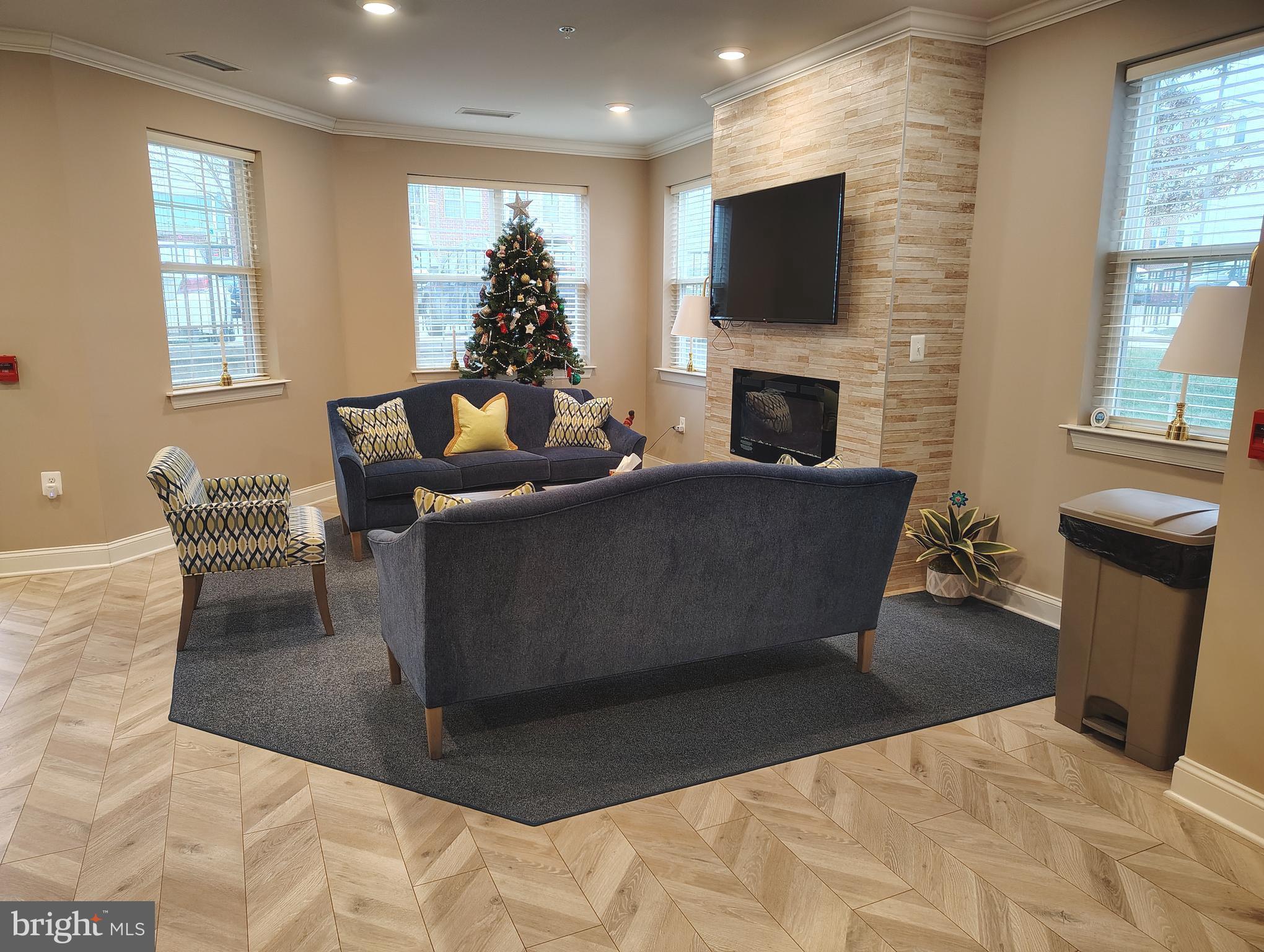 OVERLOOK AT GATEWAY - Residential