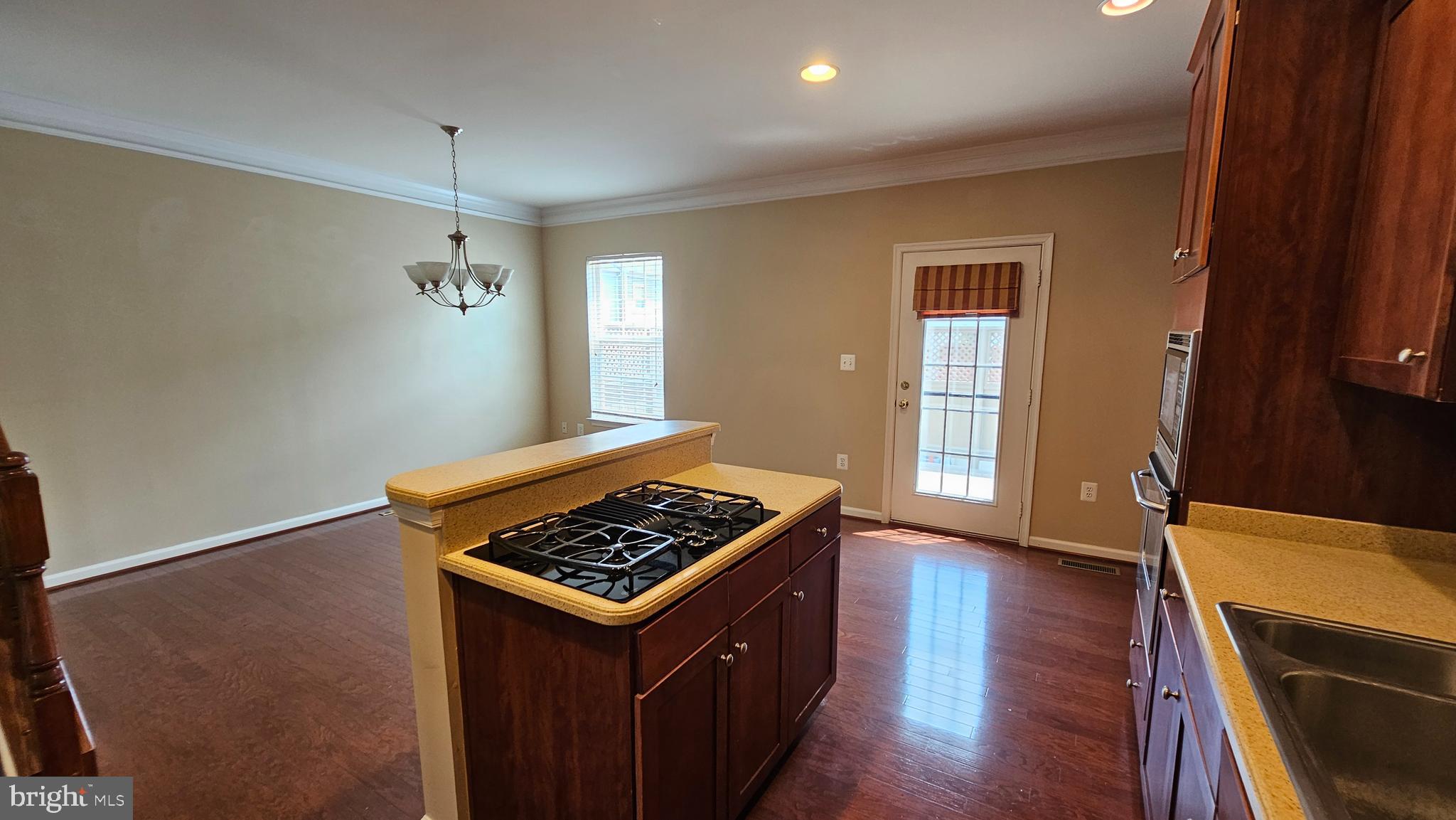 VILLAGE OF IDLEWILD - Residential Lease