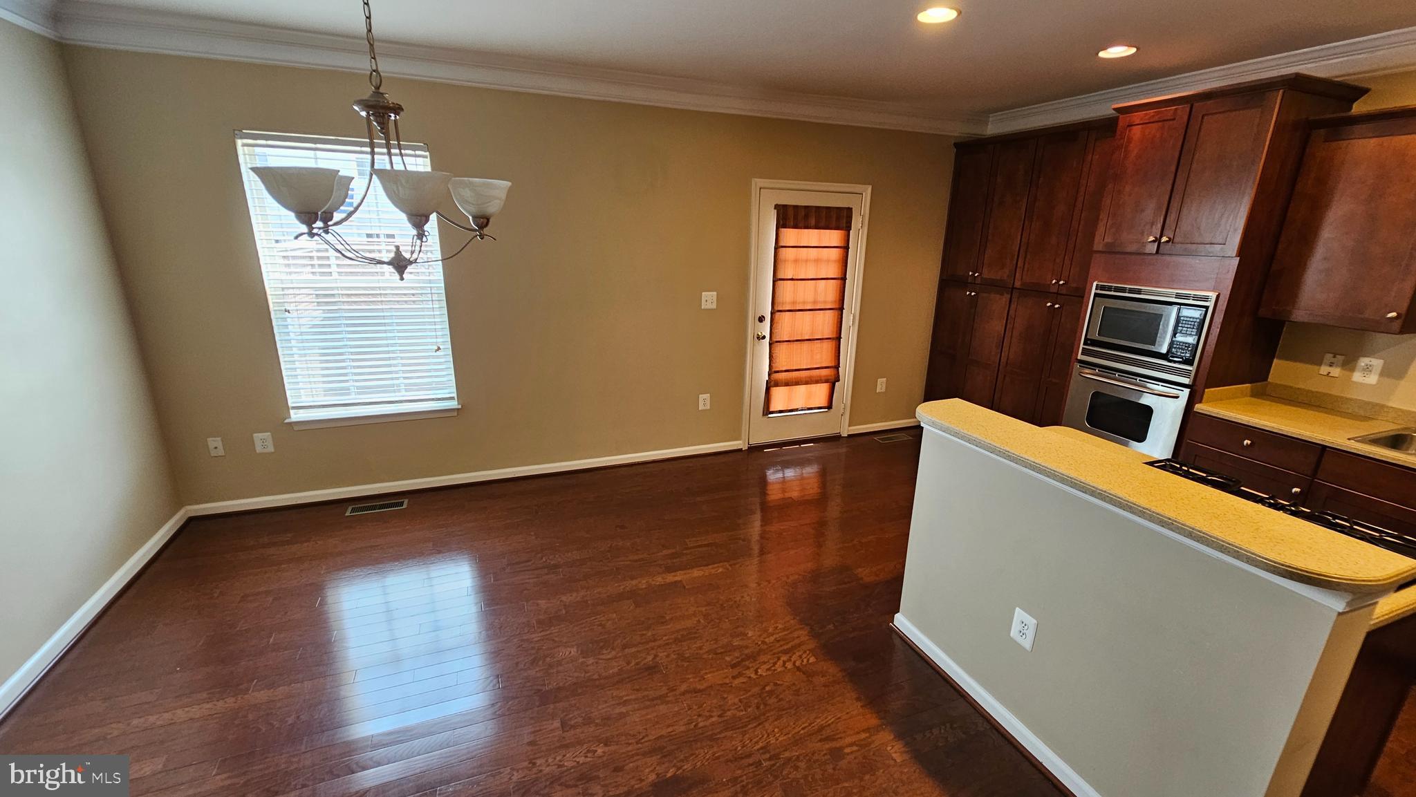 VILLAGE OF IDLEWILD - Residential Lease