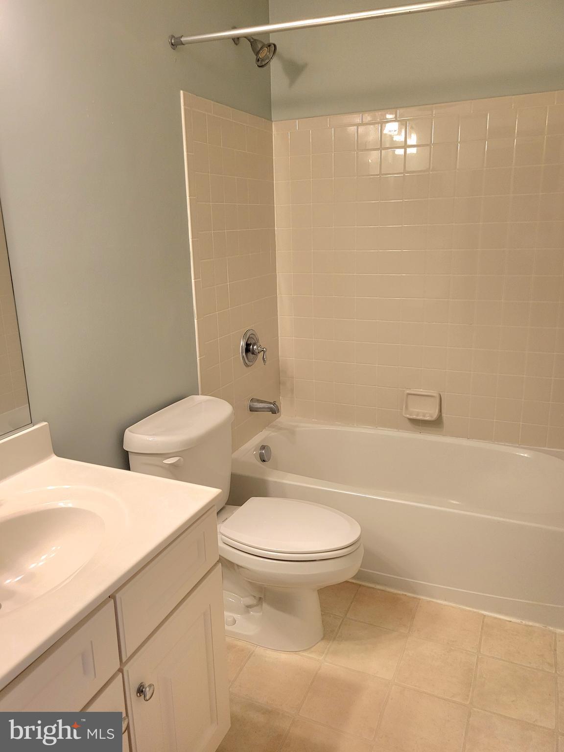 VILLAGE OF IDLEWILD - Residential Lease