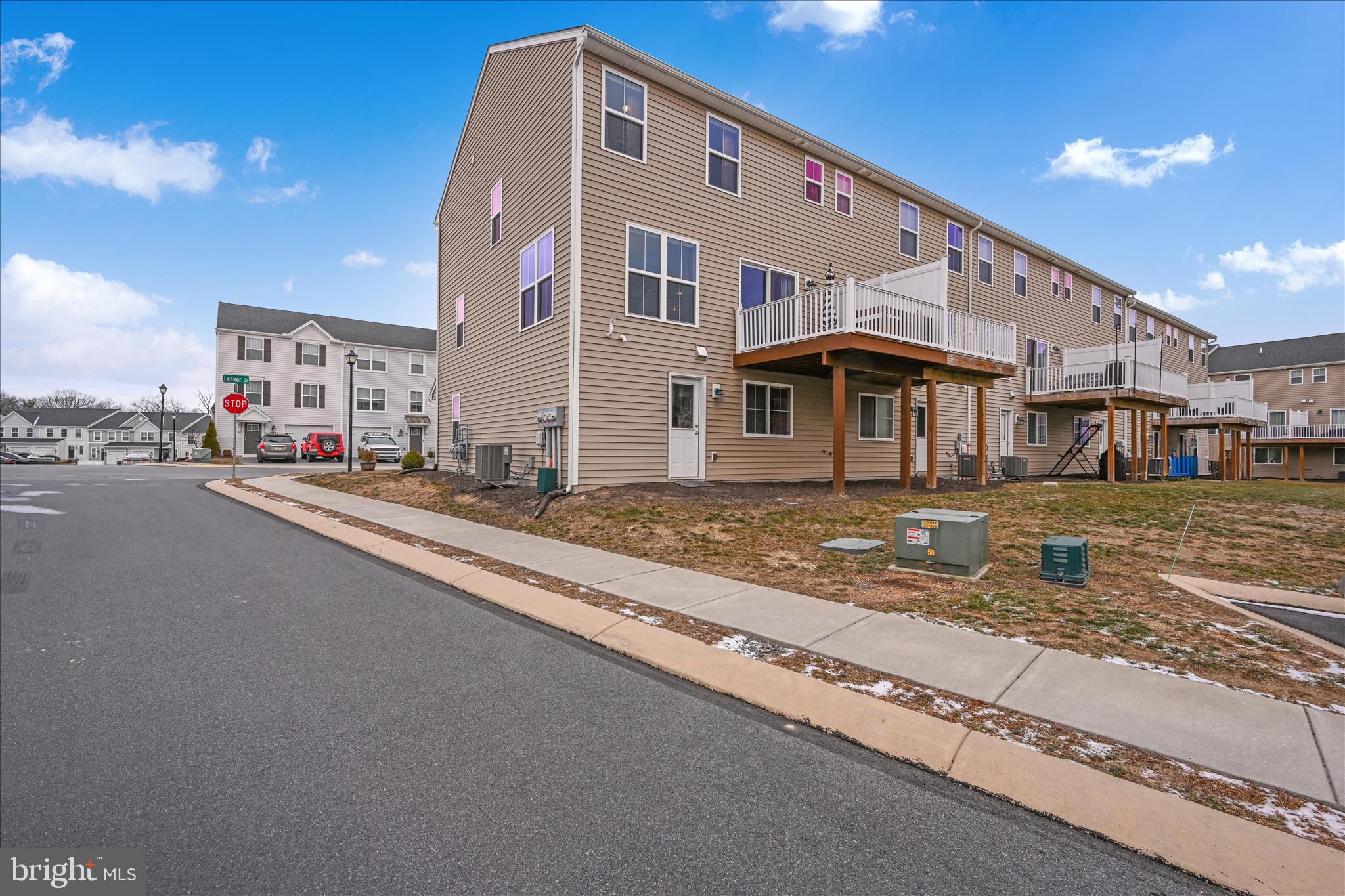 CREEKVALE - Residential