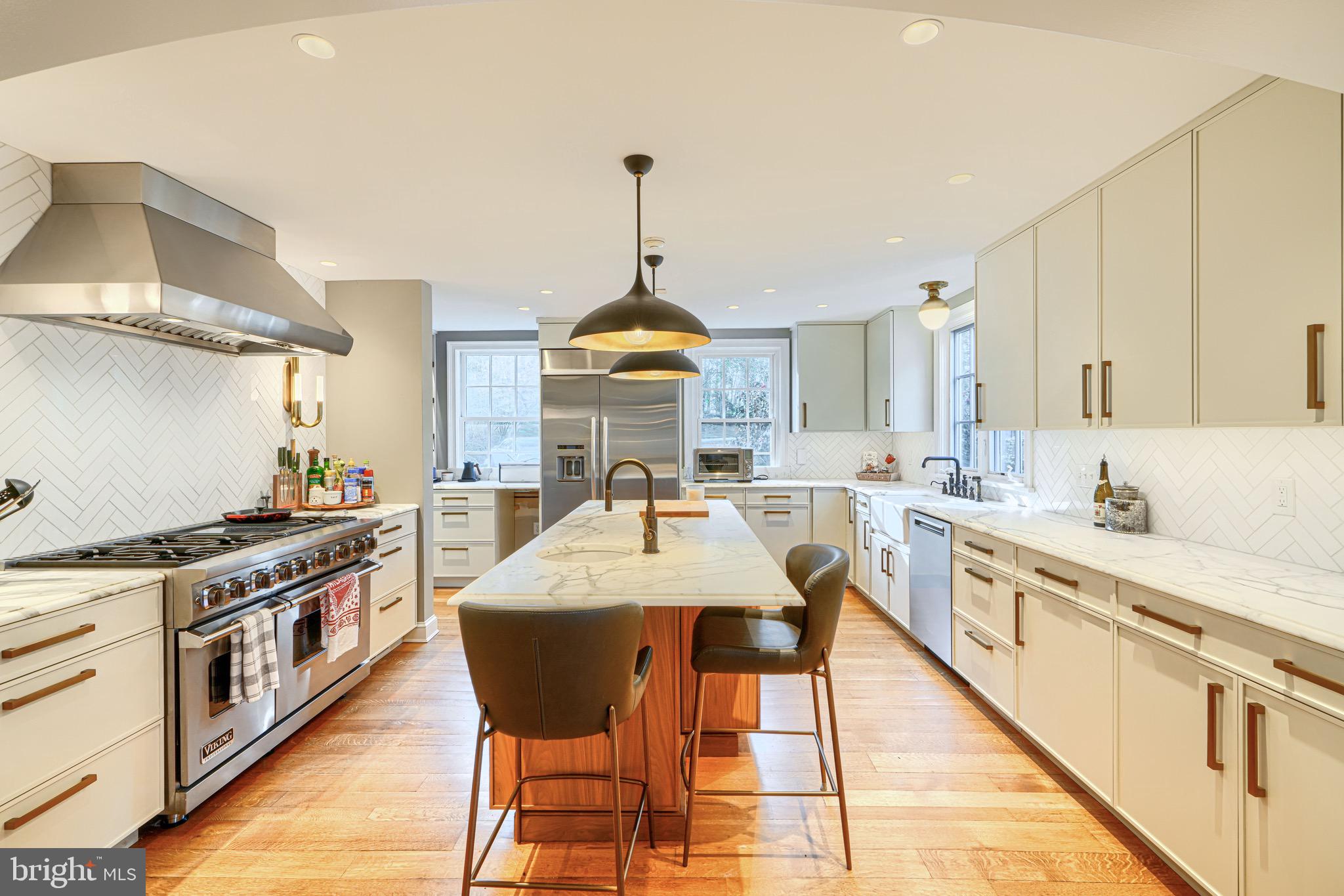 GREENSPRING VALLEY - Residential