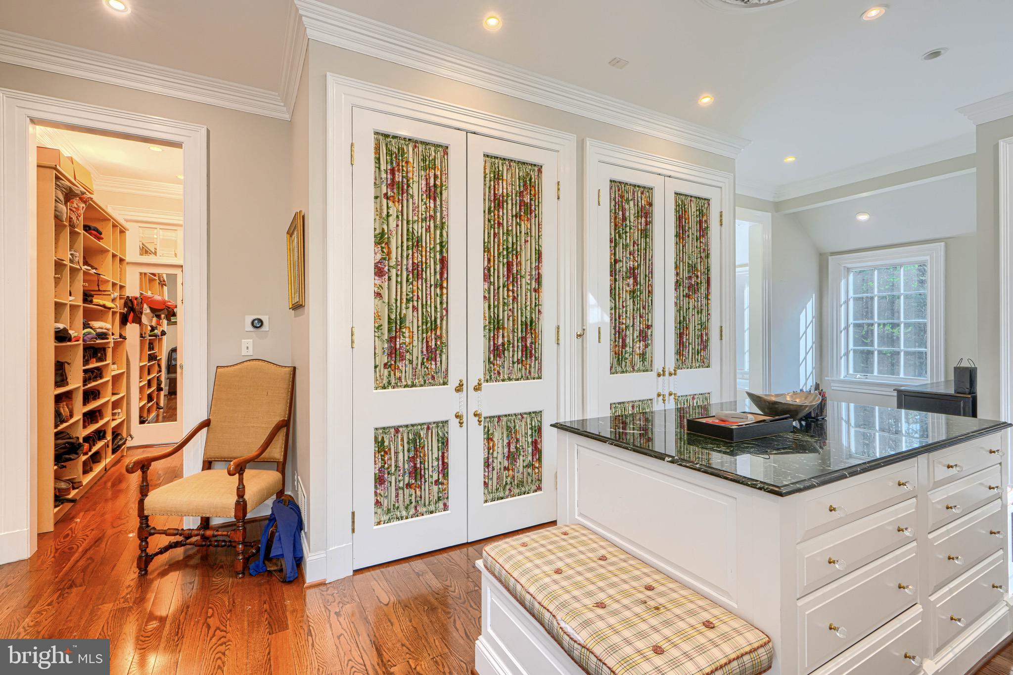 GREENSPRING VALLEY - Residential