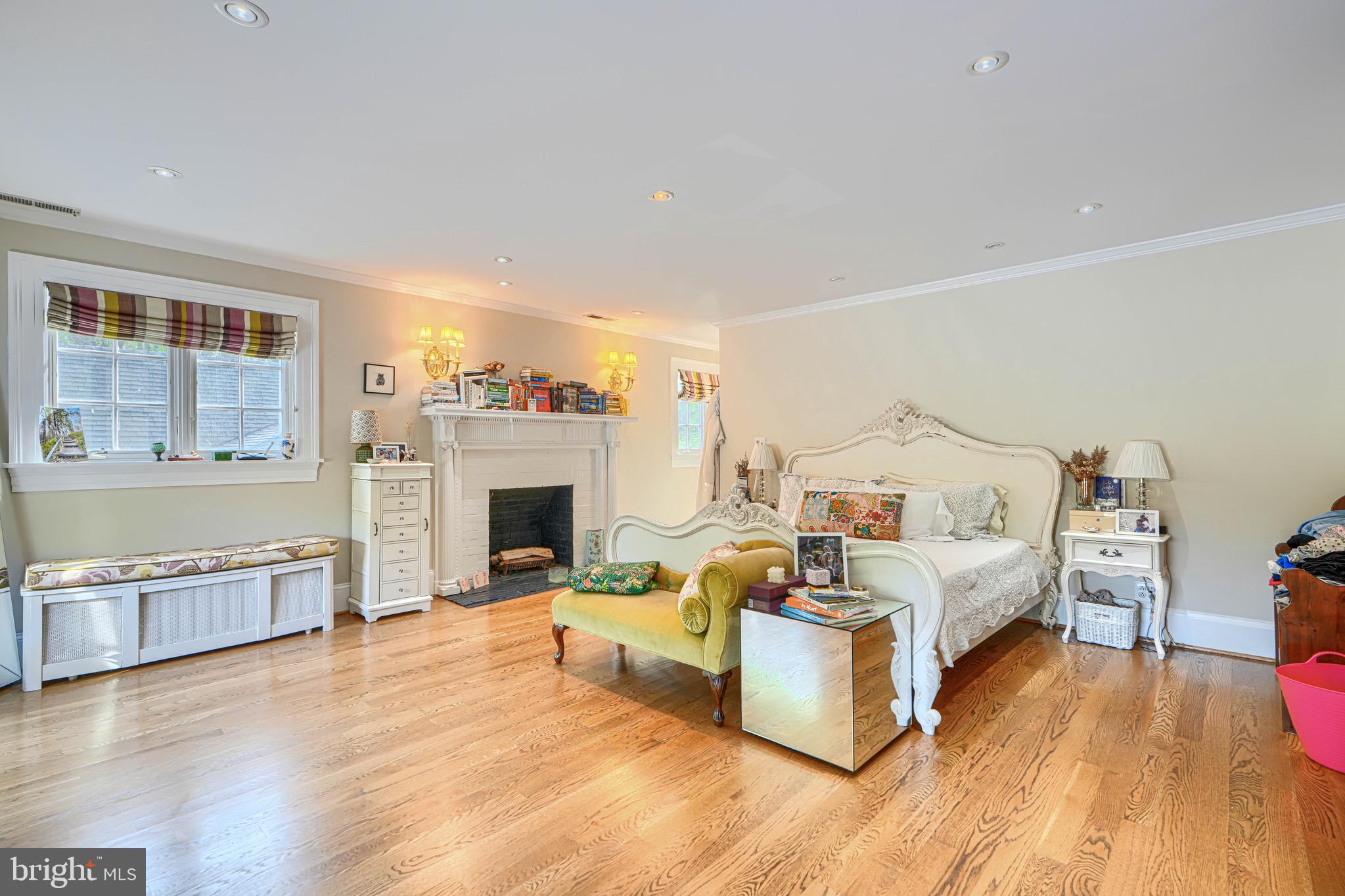 GREENSPRING VALLEY - Residential